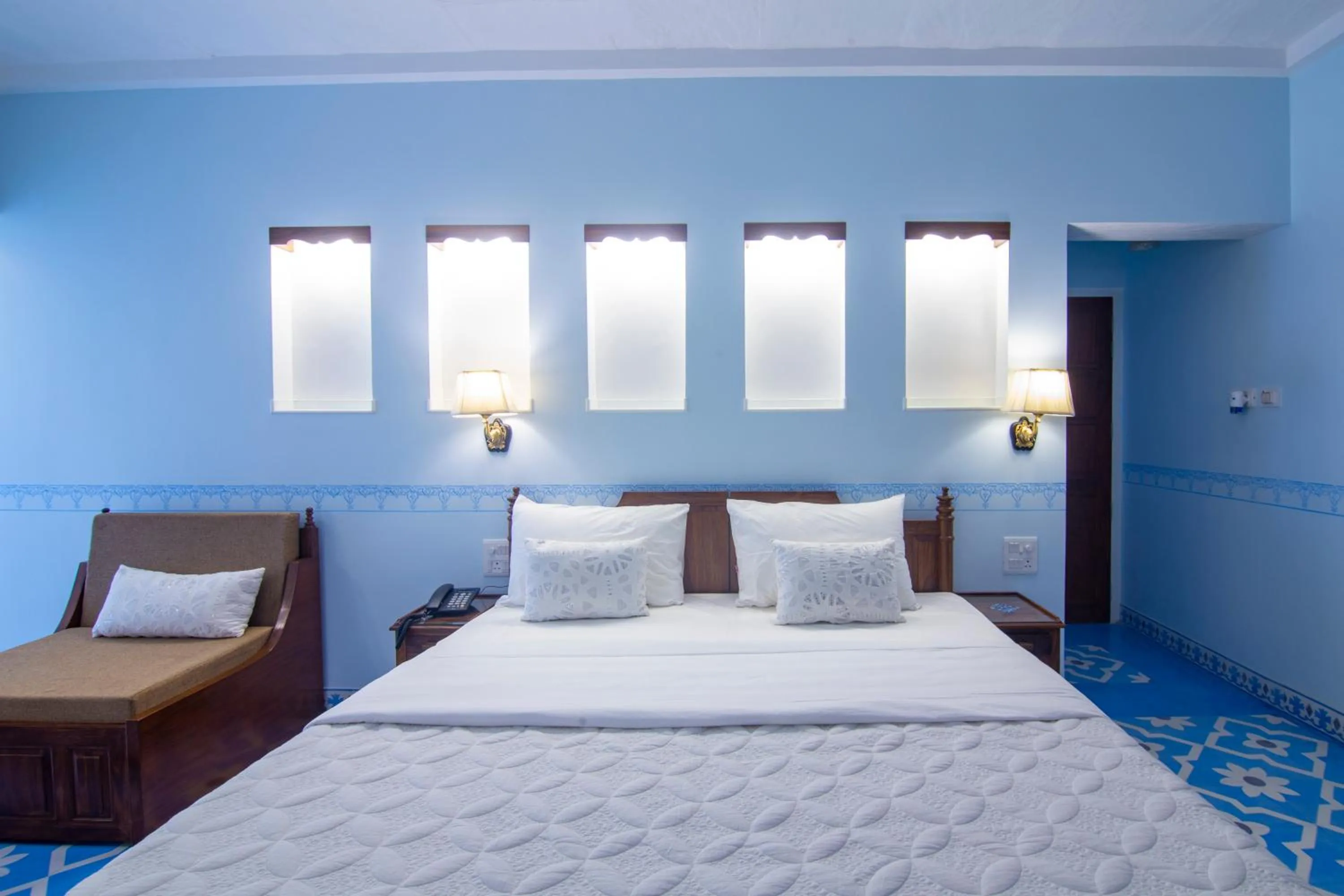 Bedroom, Bed in Hotel Jai Niwas