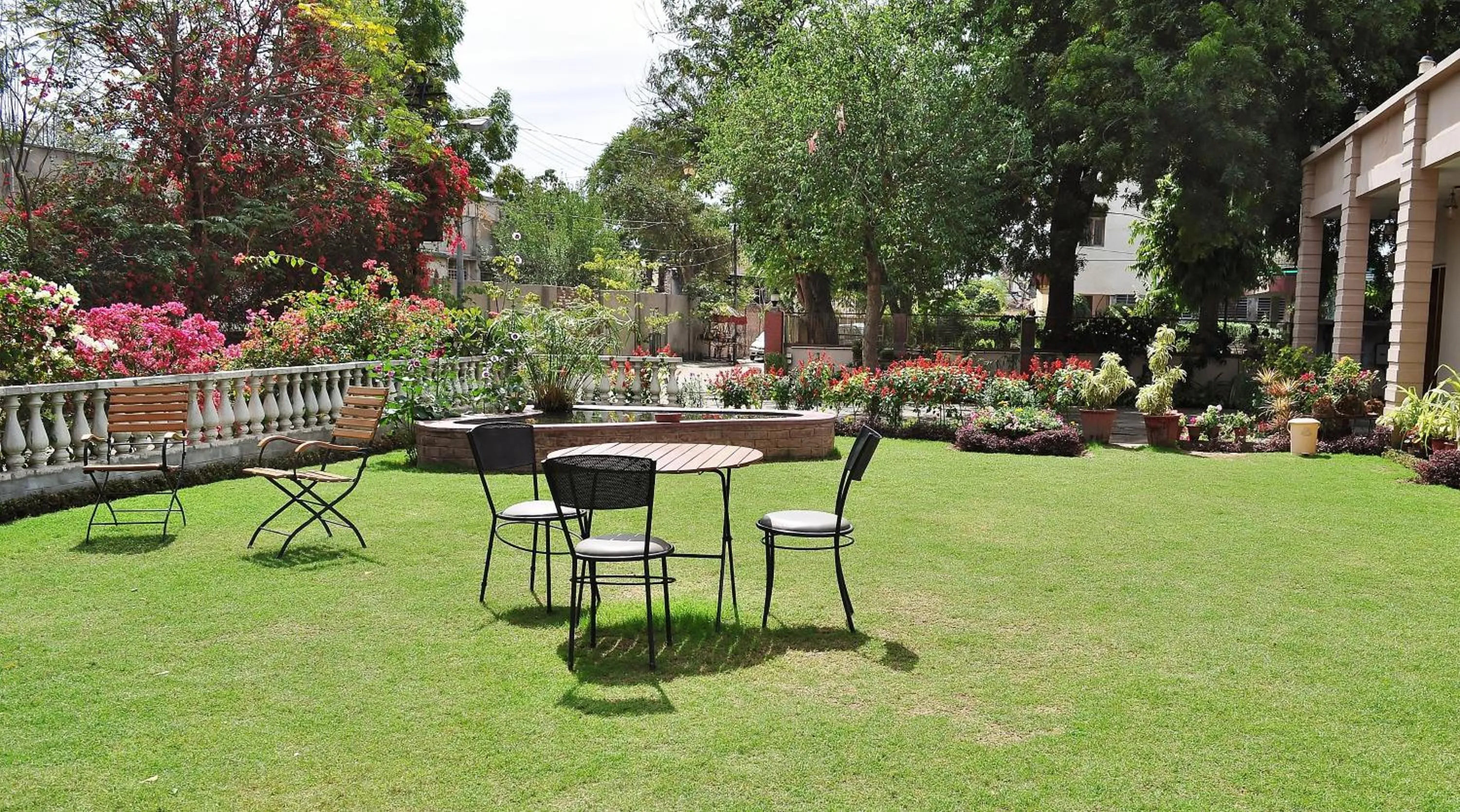 Garden in Hotel Jai Niwas