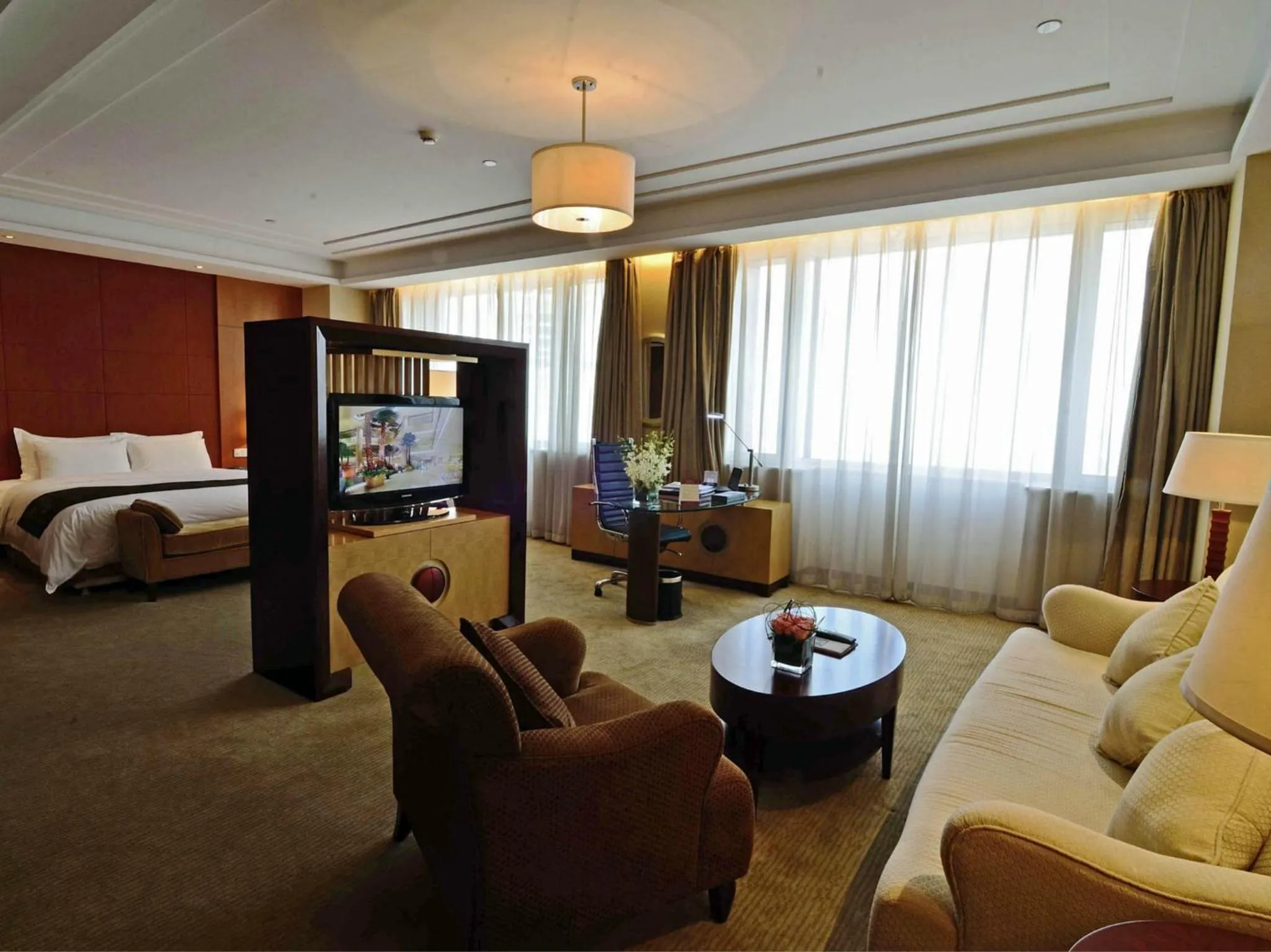 Decorative detail, Bed in Tianjin Saixiang Hotel