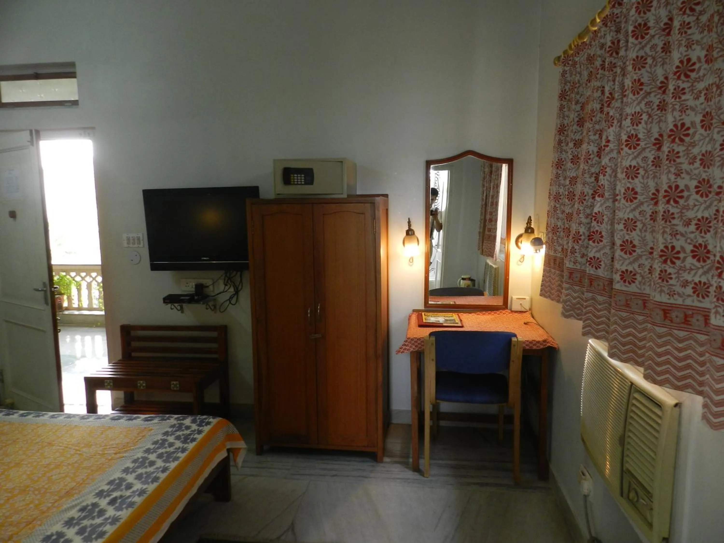 Bedroom, Bed in Tara Niwas