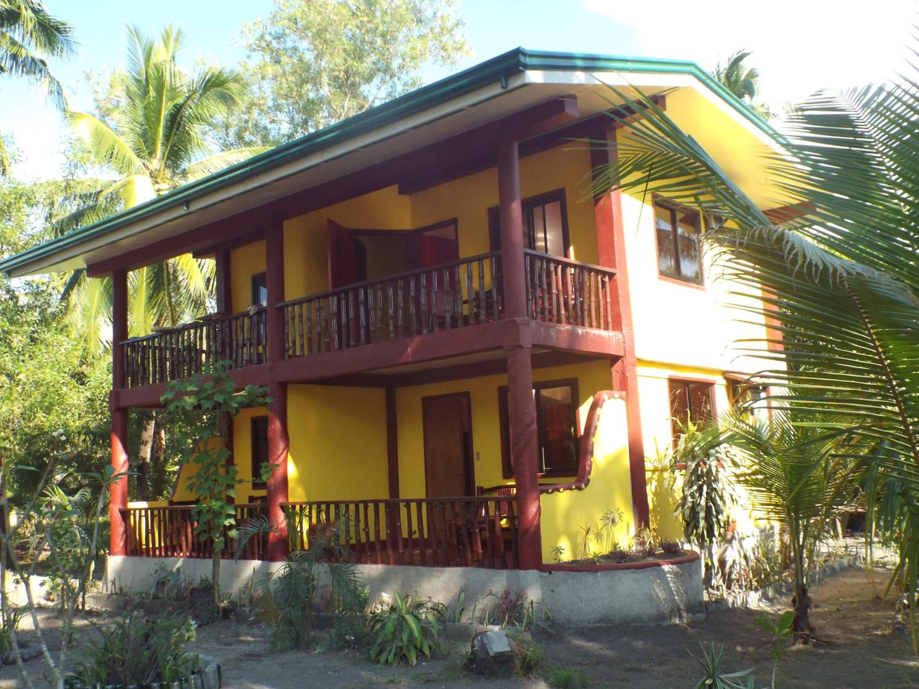 Property building in Sablayan Gustav's Place Silver Beach Dive Resort
