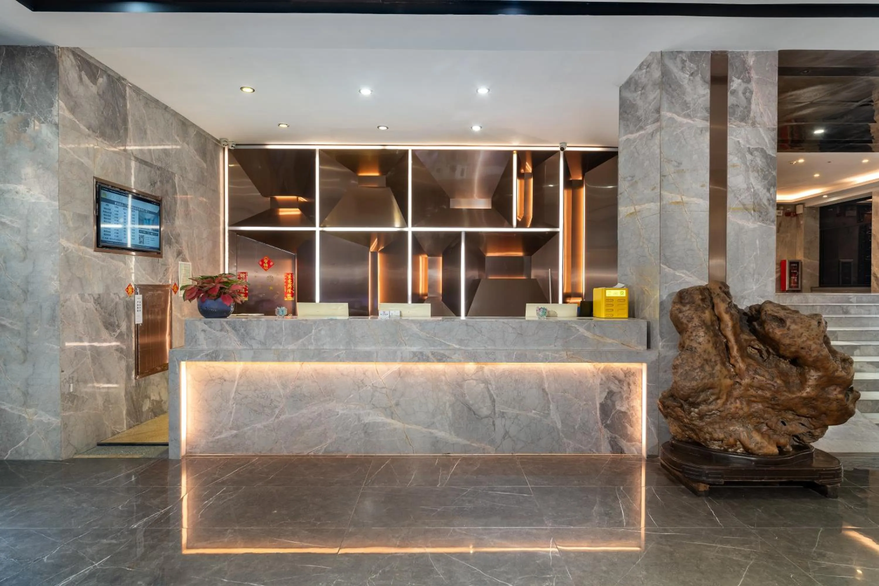 朗逸商务酒店 Warm Yes Hotel-广交会期间提供免费穿梭巴士