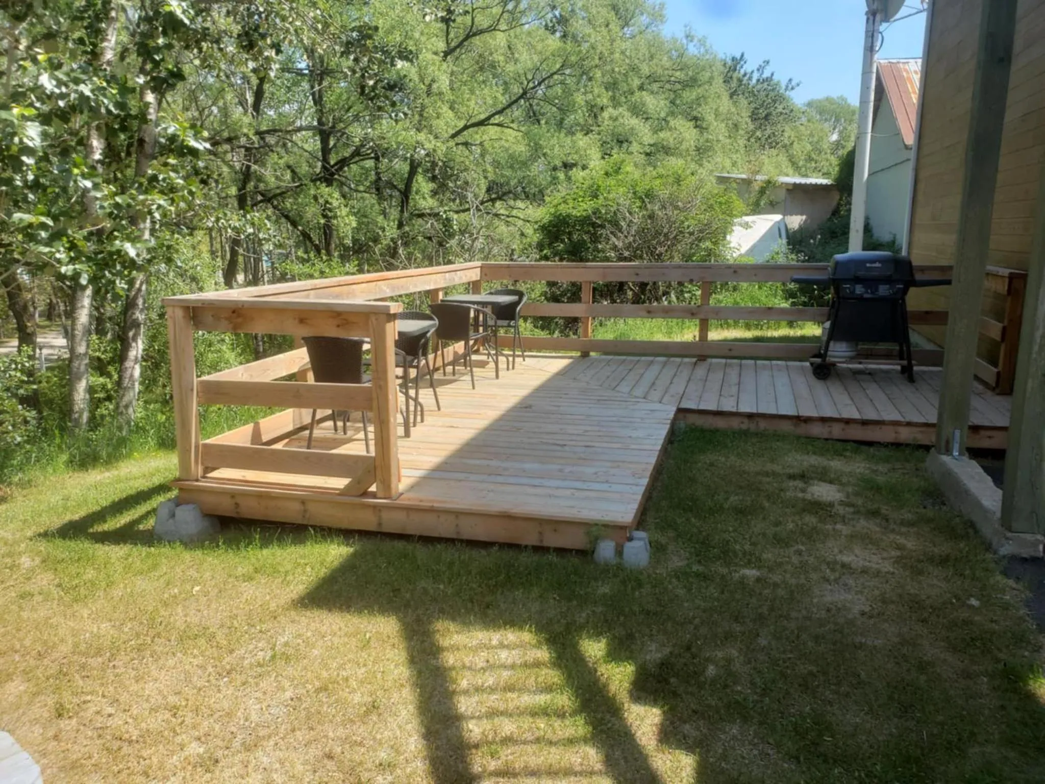 Property building in Motel Le Riviera