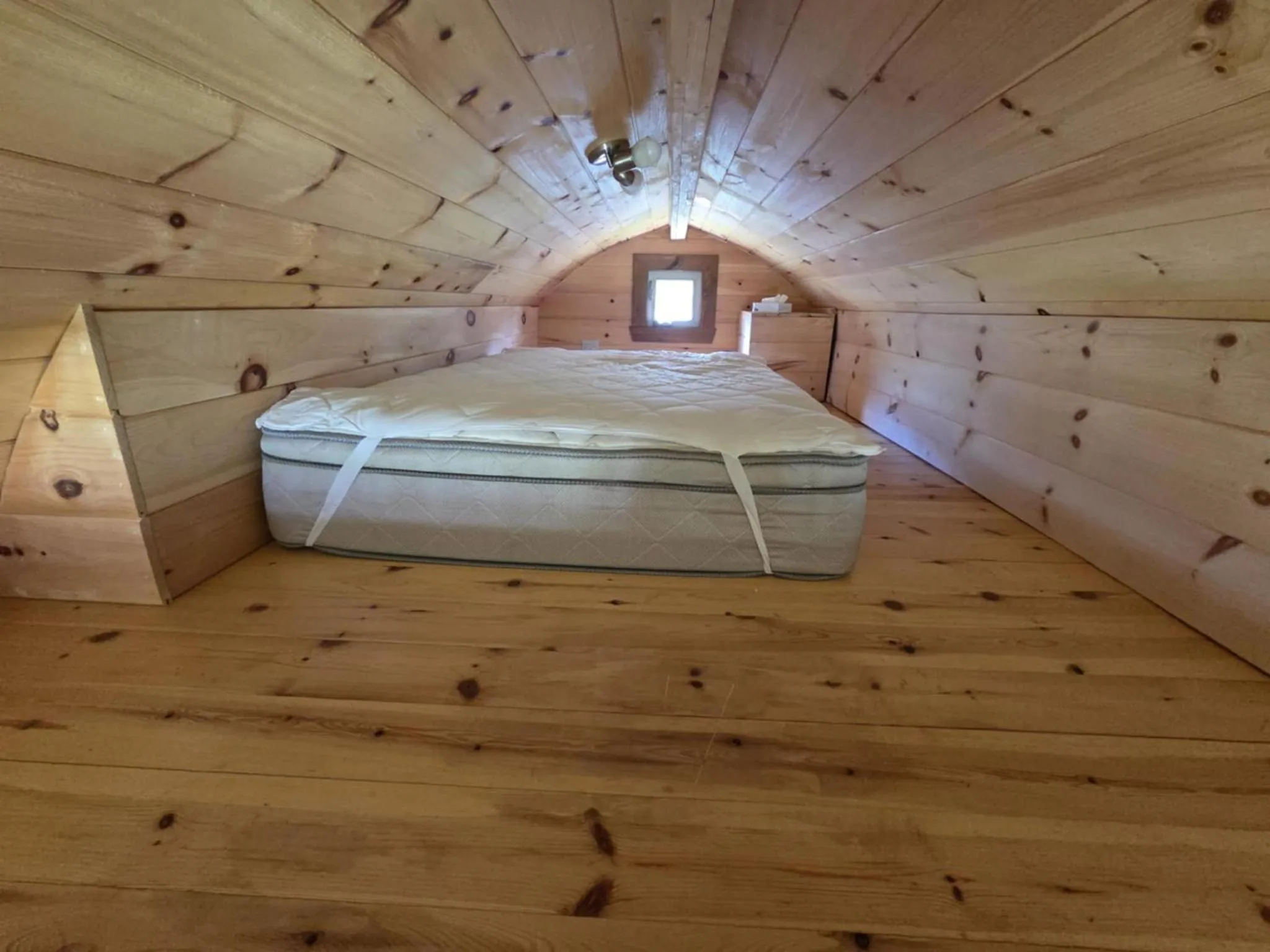 Bed in Motel Le Riviera