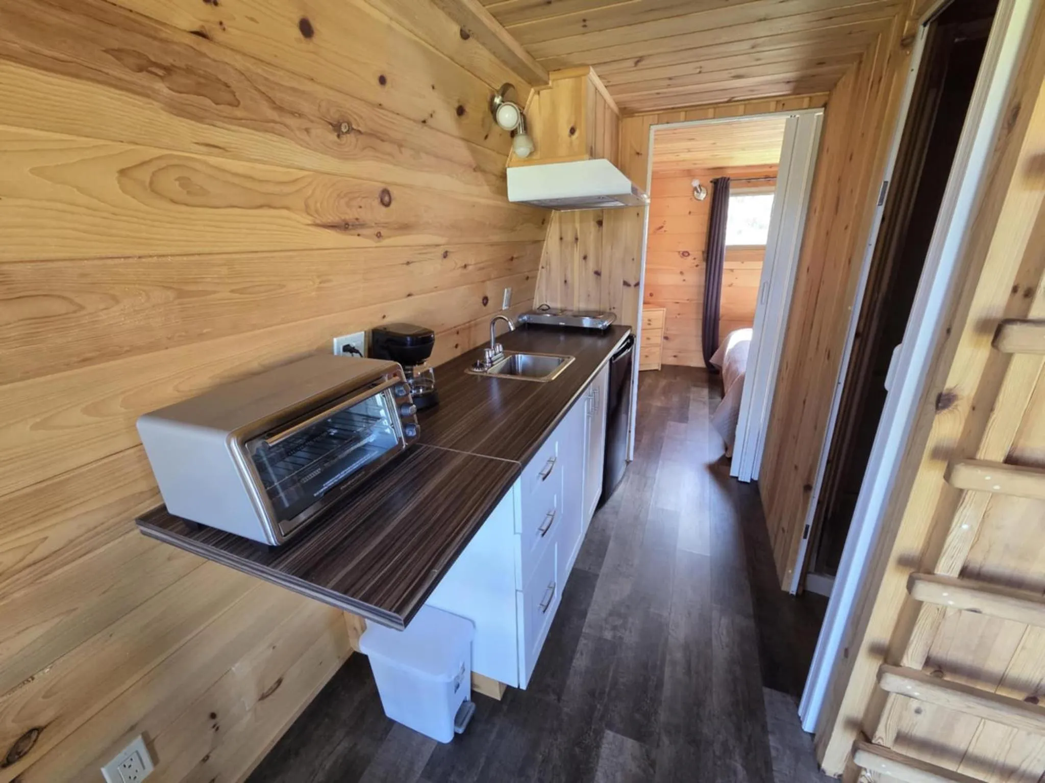 Kitchen or kitchenette in Motel Le Riviera