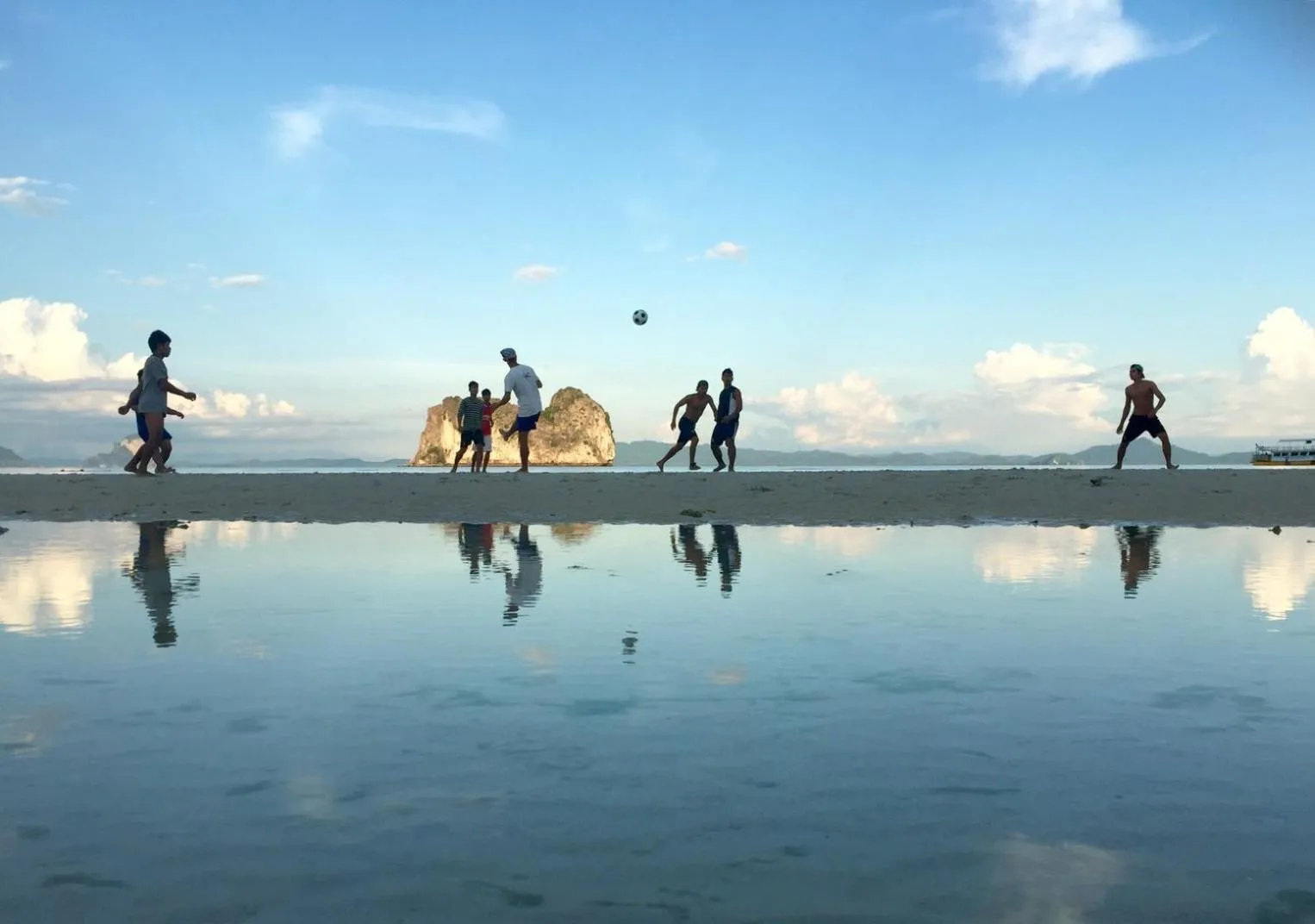 Activities in Thapwarin Resort - Green Hotel