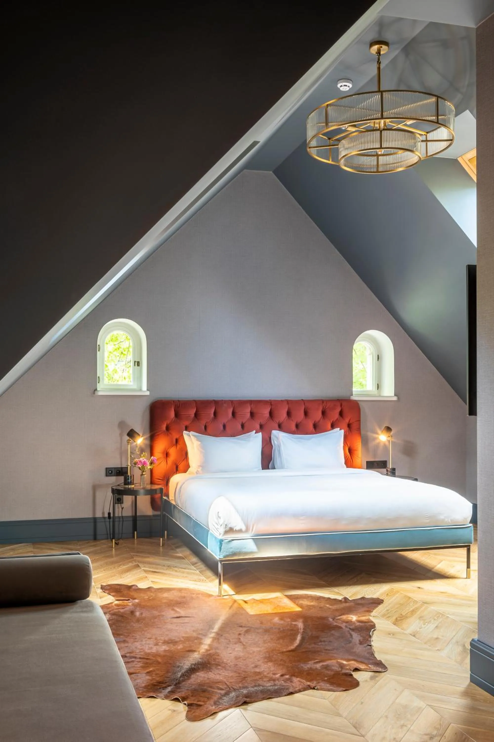 Photo of the whole room, Bed in Lion's Castle Hotel