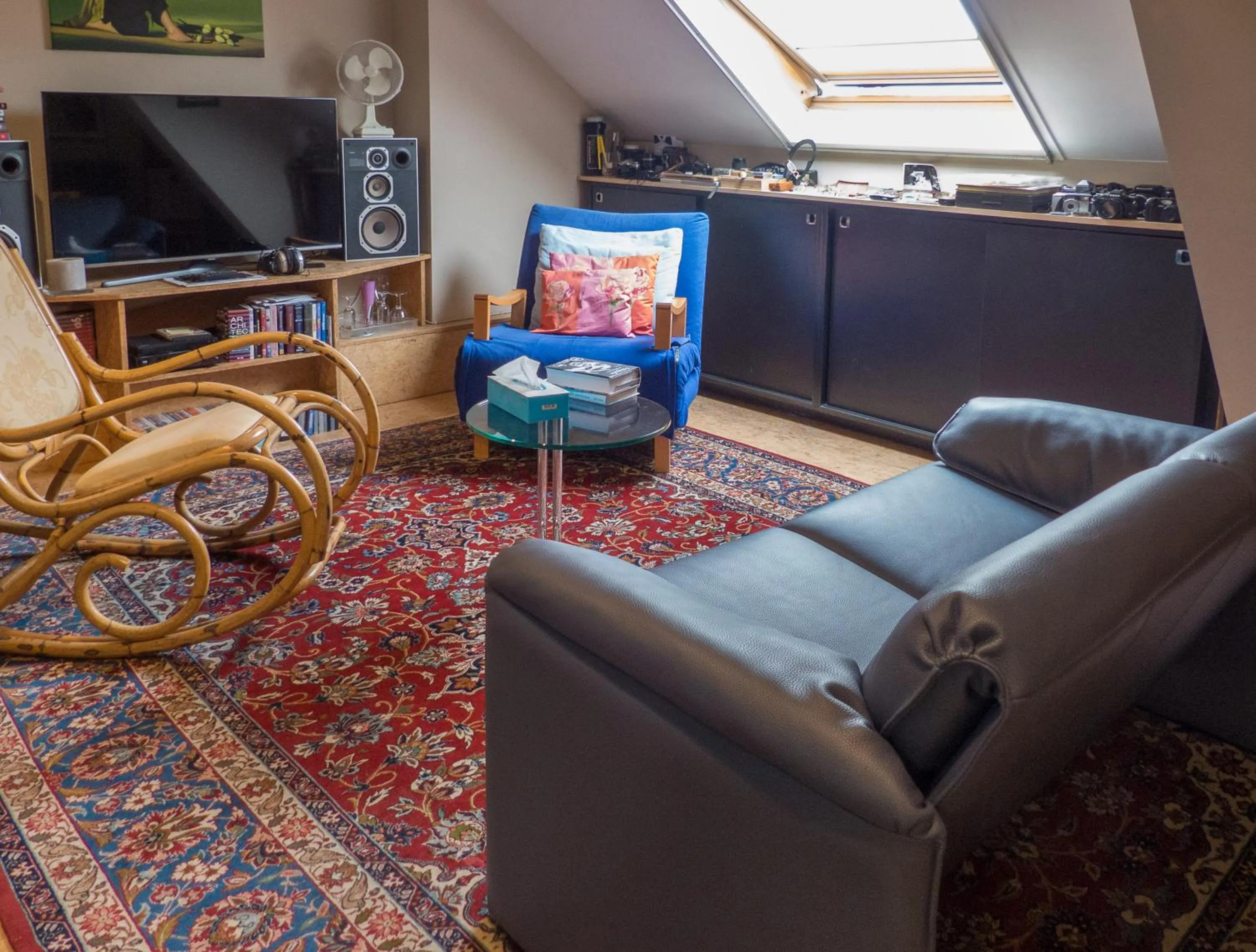 Communal lounge/ TV room in B&B E48