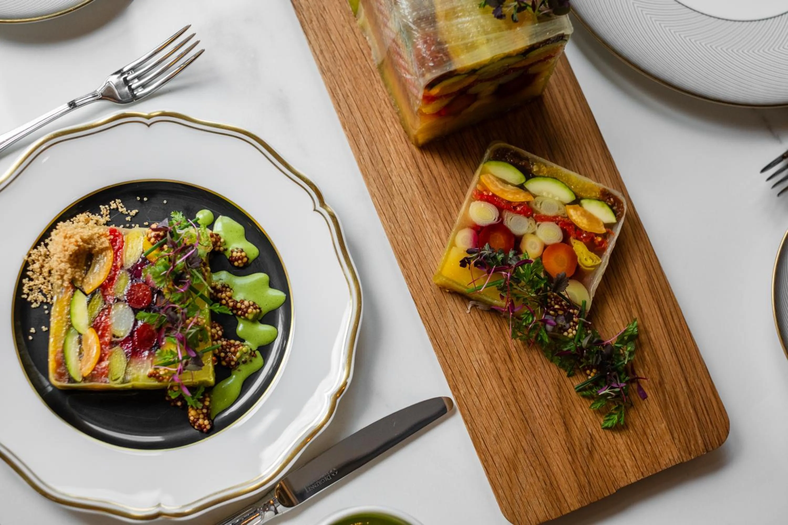 Restaurant/places to eat in Hôtel Les Lumières - Relais & Châteaux