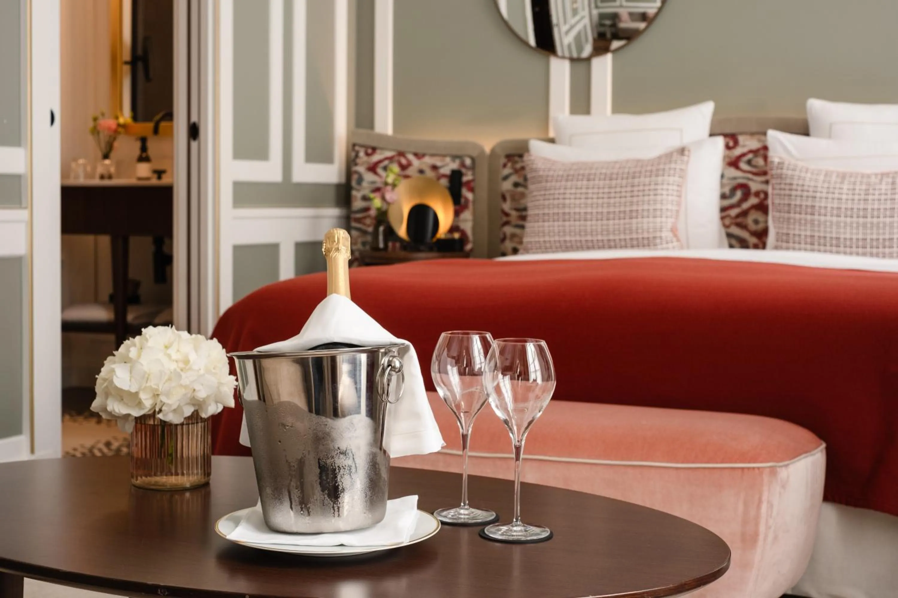 Bedroom in Hôtel Les Lumières - Relais & Châteaux