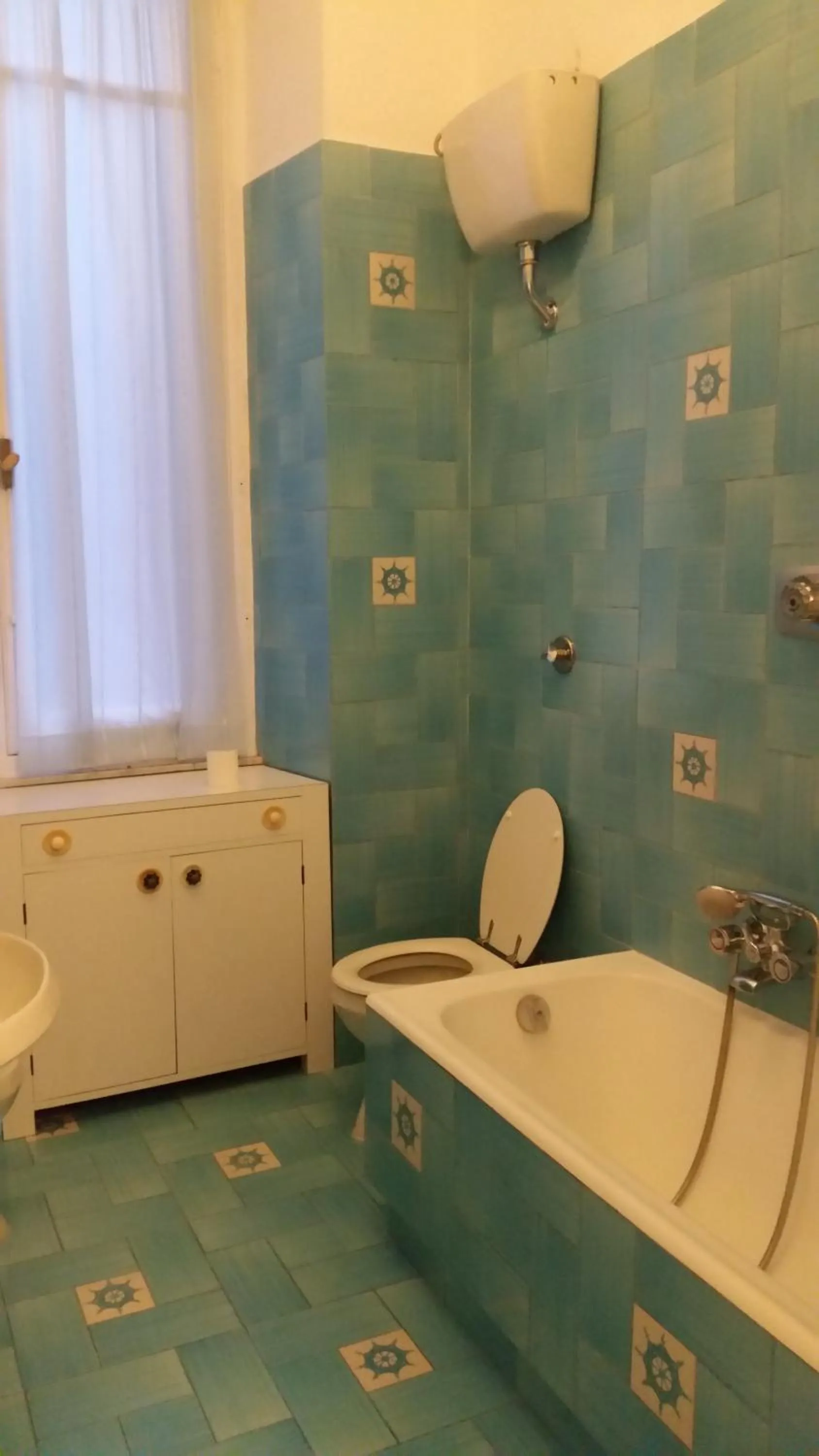 Bathroom in MyDre@mSavona