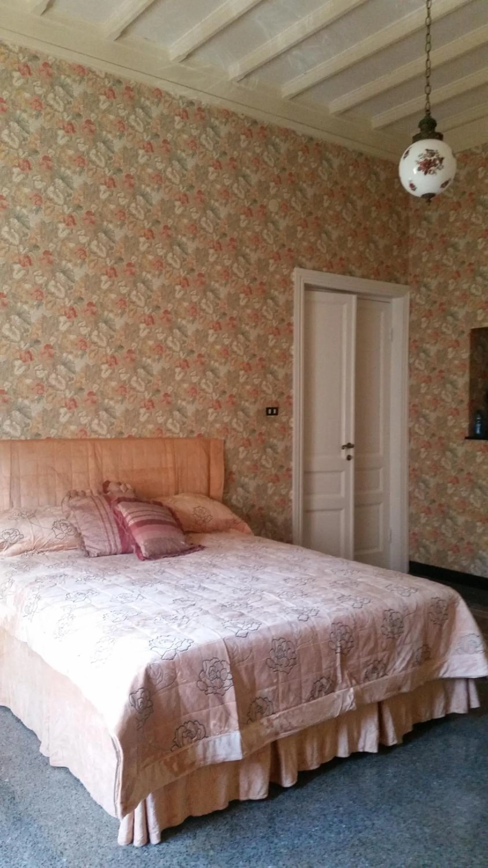 Bed in MyDre@mSavona