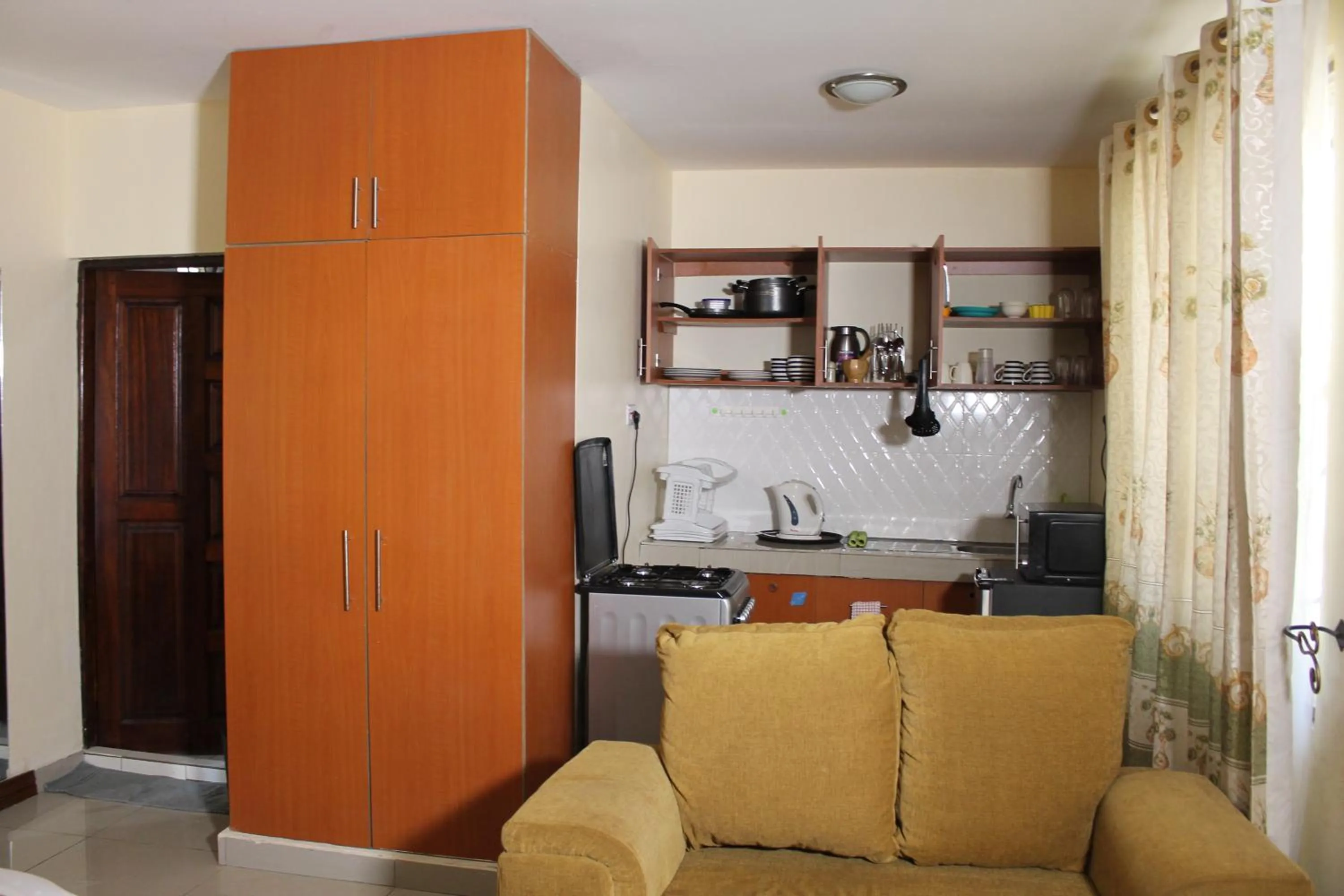 Kitchen or kitchenette in Oluwa Seun Beach Cottages, Mtwapa