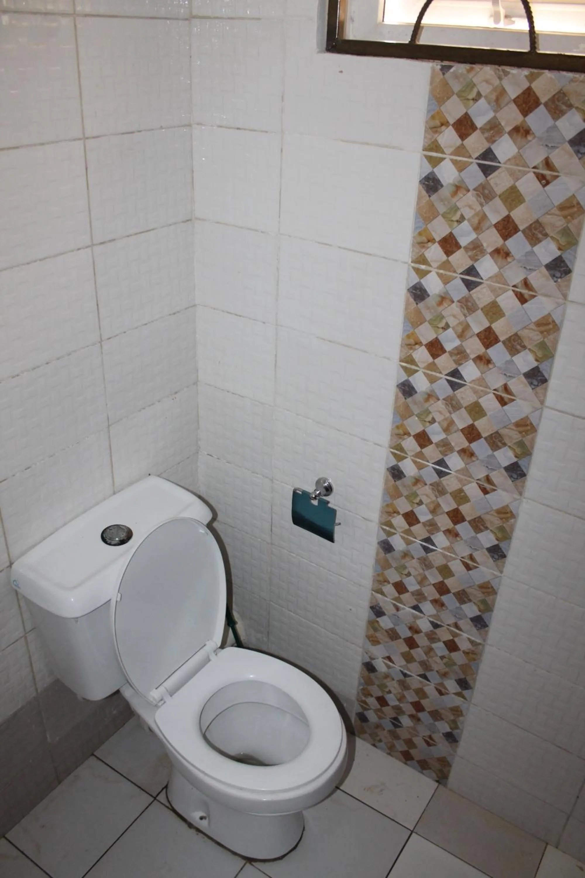 Bathroom in Oluwa Seun Beach Cottages, Mtwapa
