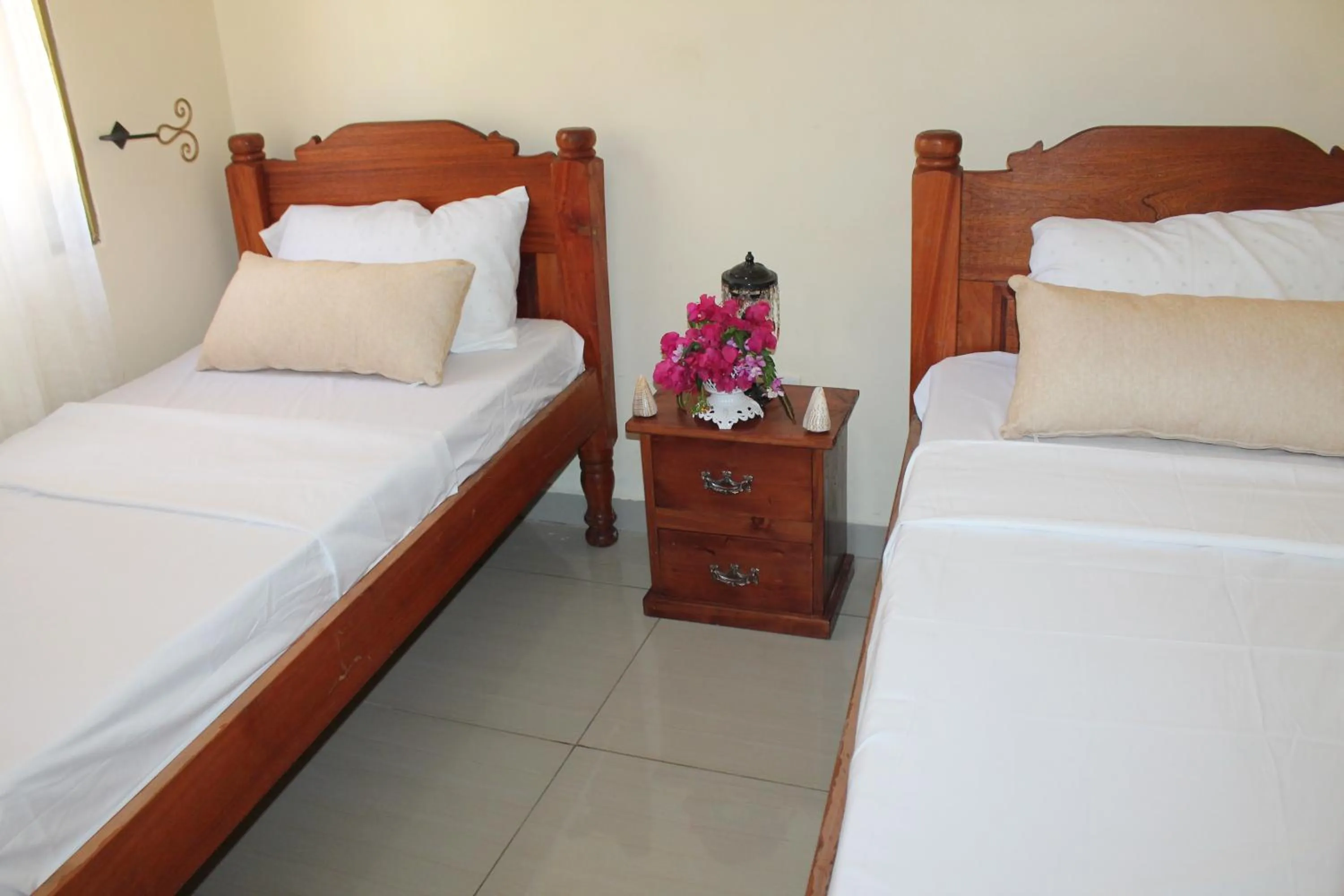 Bed in Oluwa Seun Beach Cottages, Mtwapa