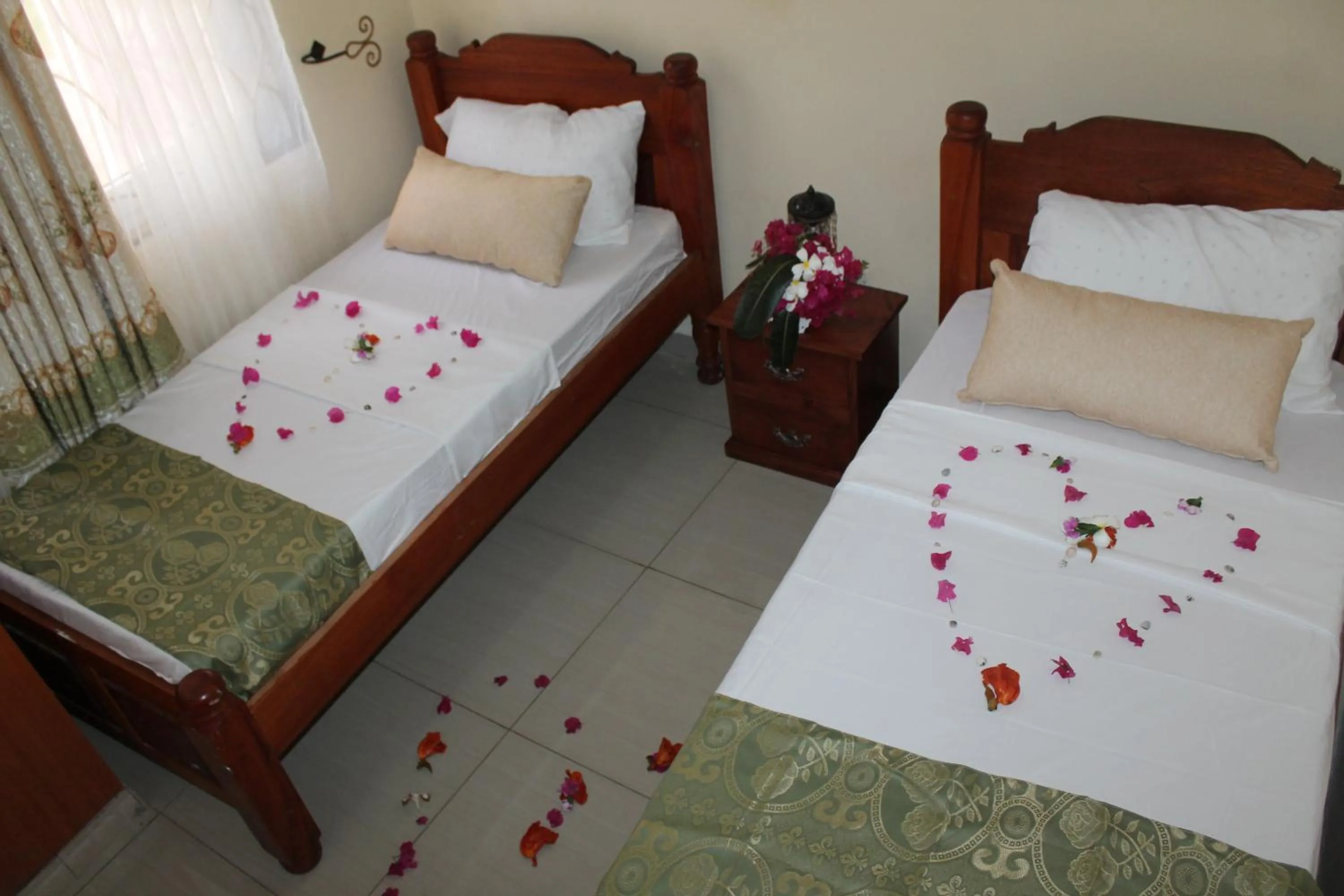 Bed in Oluwa Seun Beach Cottages, Mtwapa