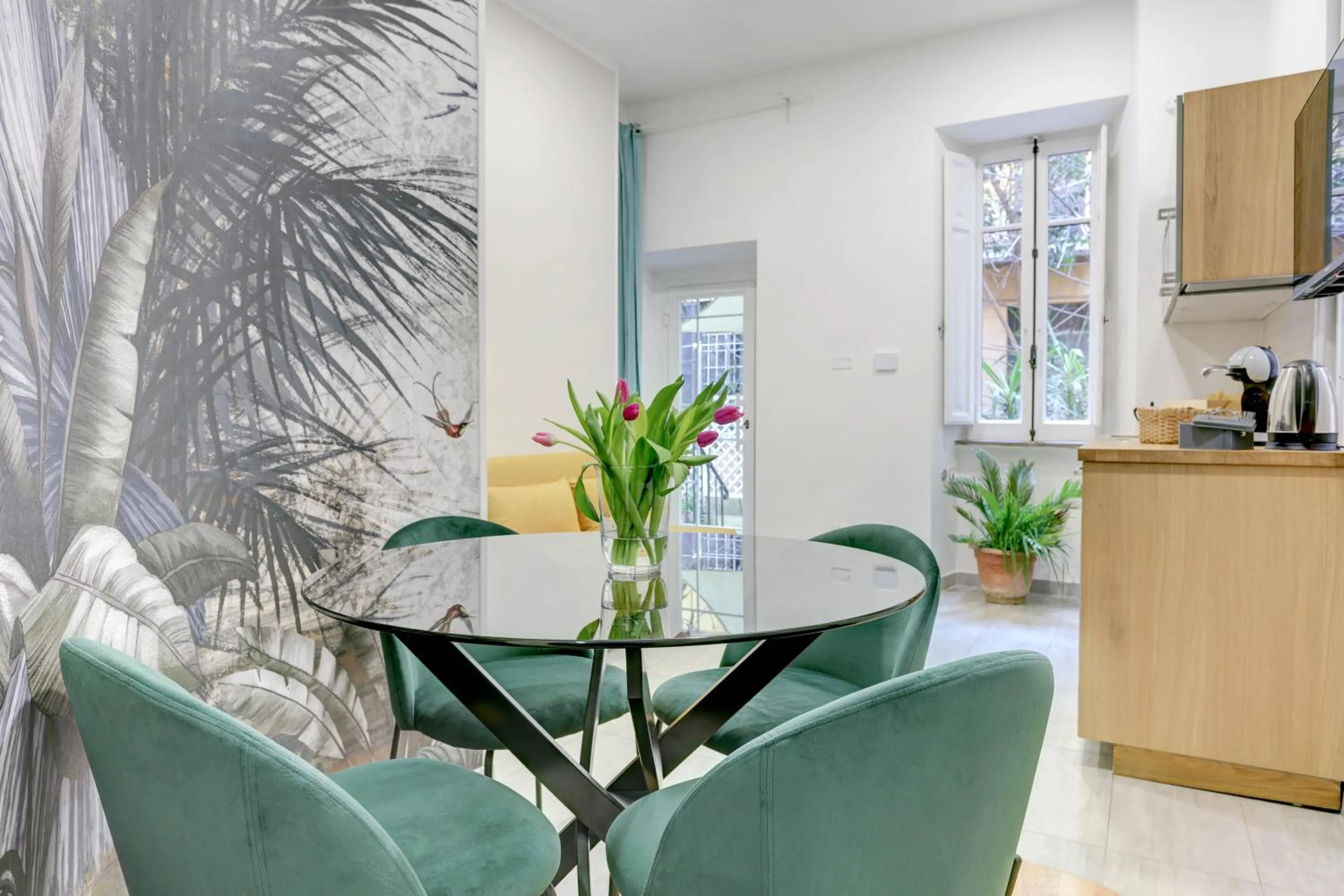 Living room in Colosseo Secret Garden - Home and More