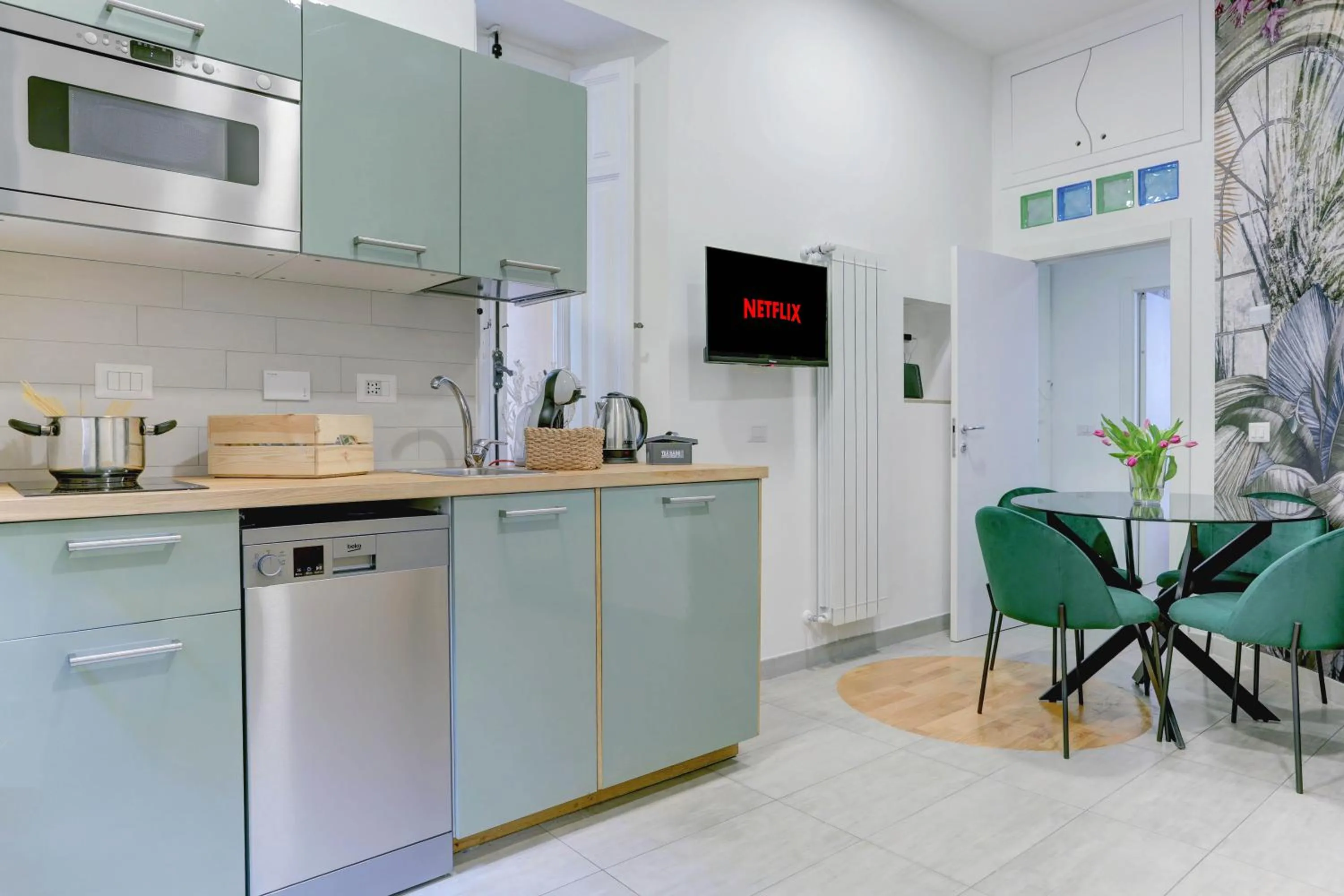 TV and multimedia in Colosseo Secret Garden - Home and More