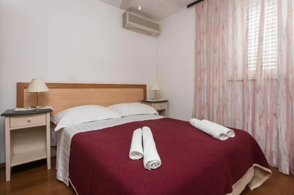 Standard Double Room with Patio in Kusalo Guesthouse Standard Double Room with Patio in Kusalo Guesthouse