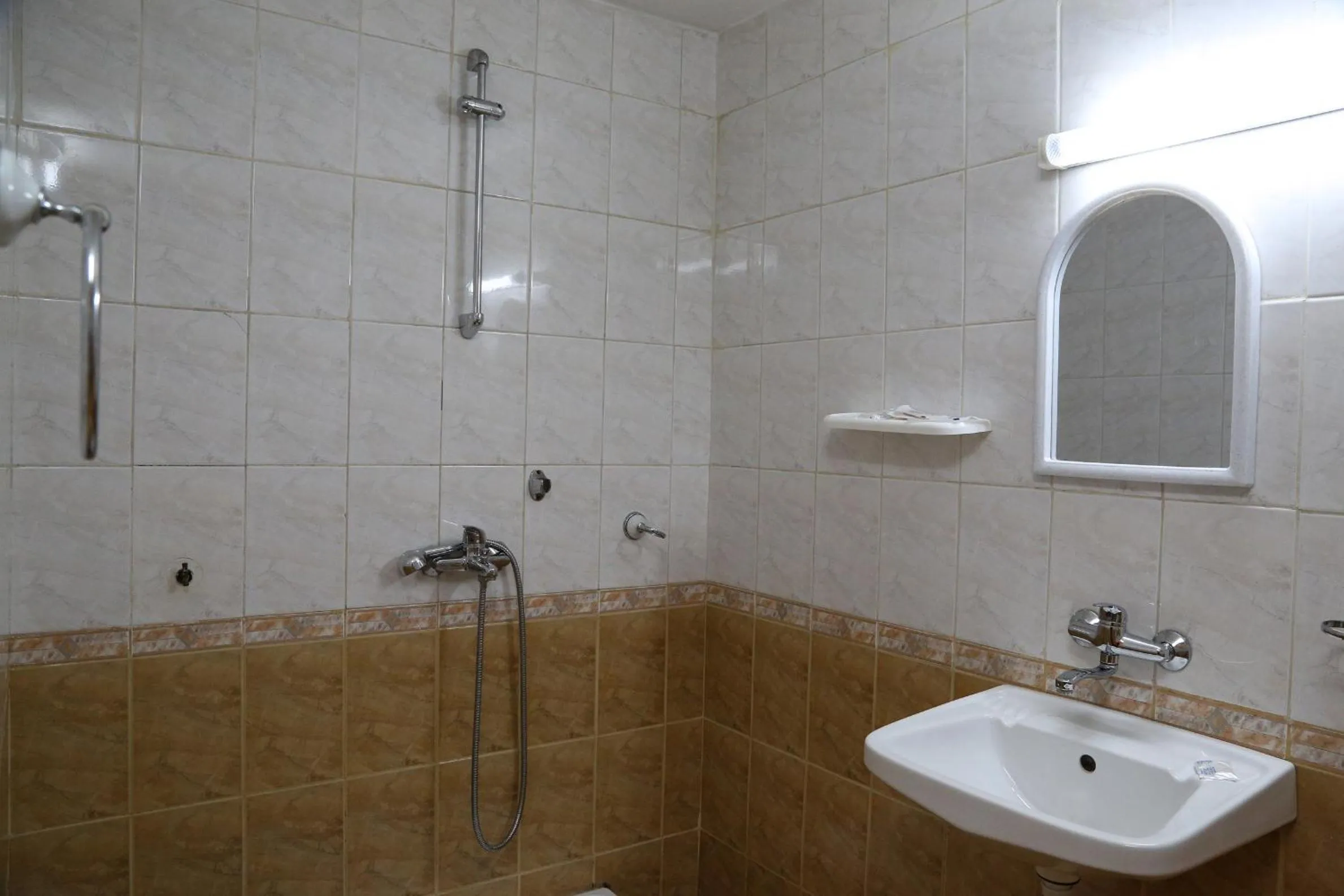 Bathroom in Family Hotel Bisser