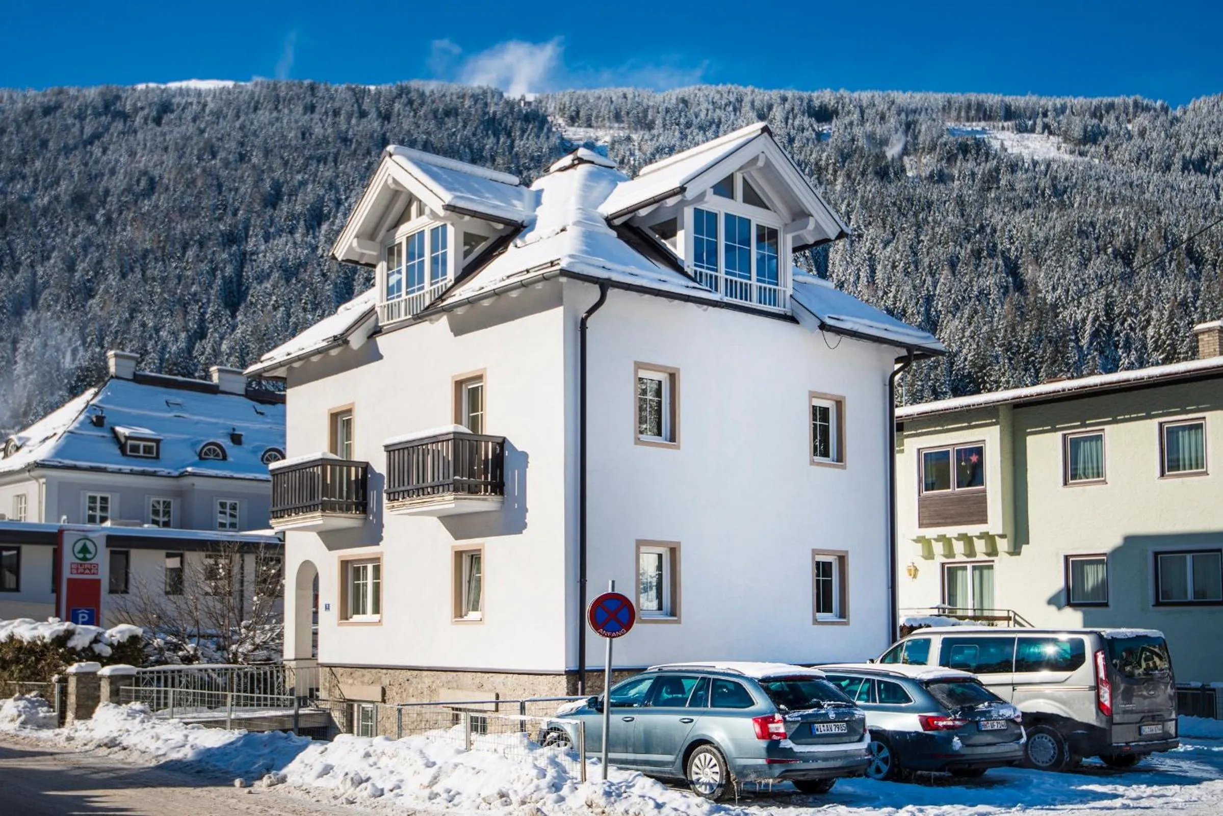 Winter in Chalet Embacher by AlpenTravel
