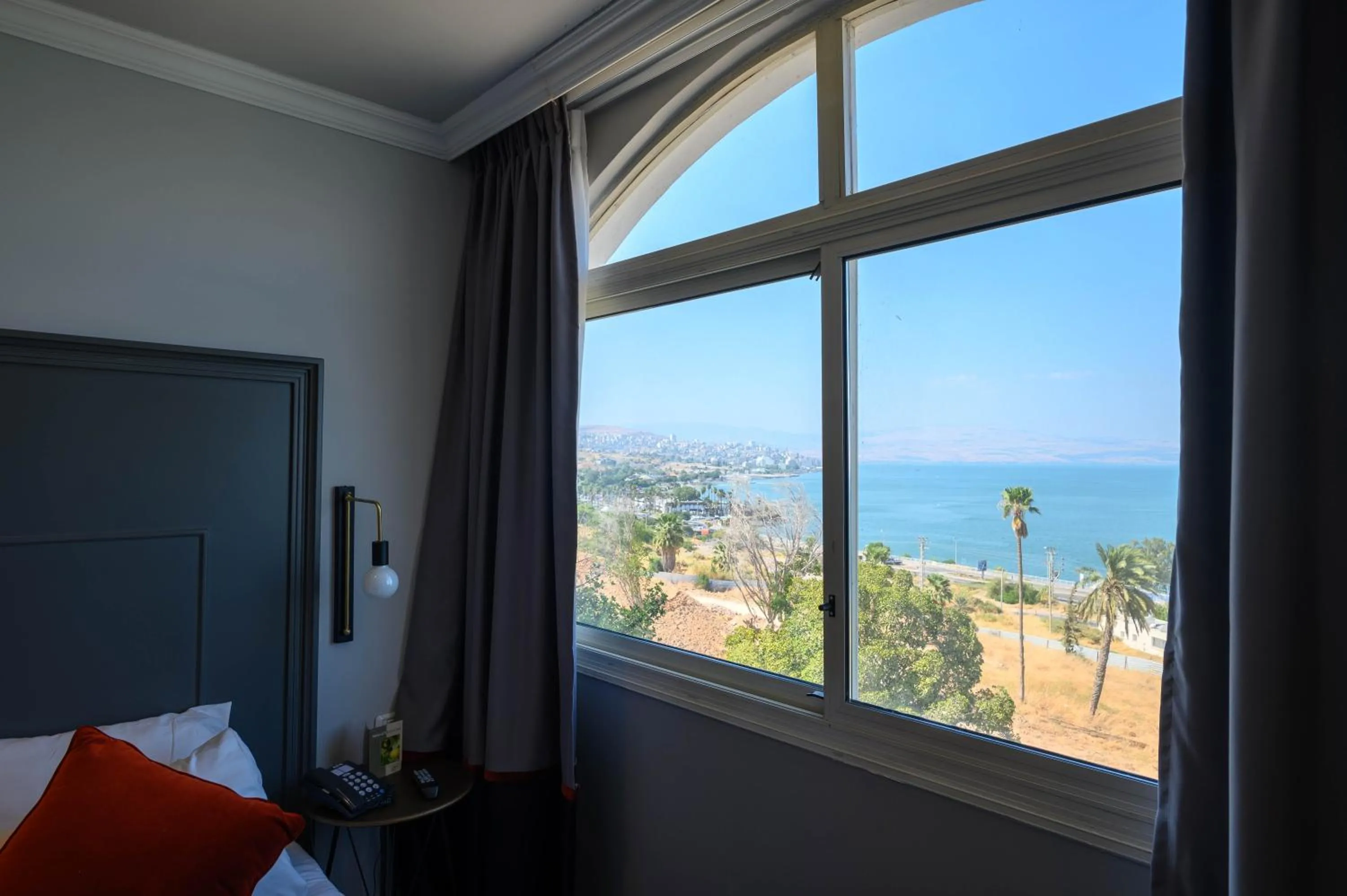 Royal Plaza Hotel