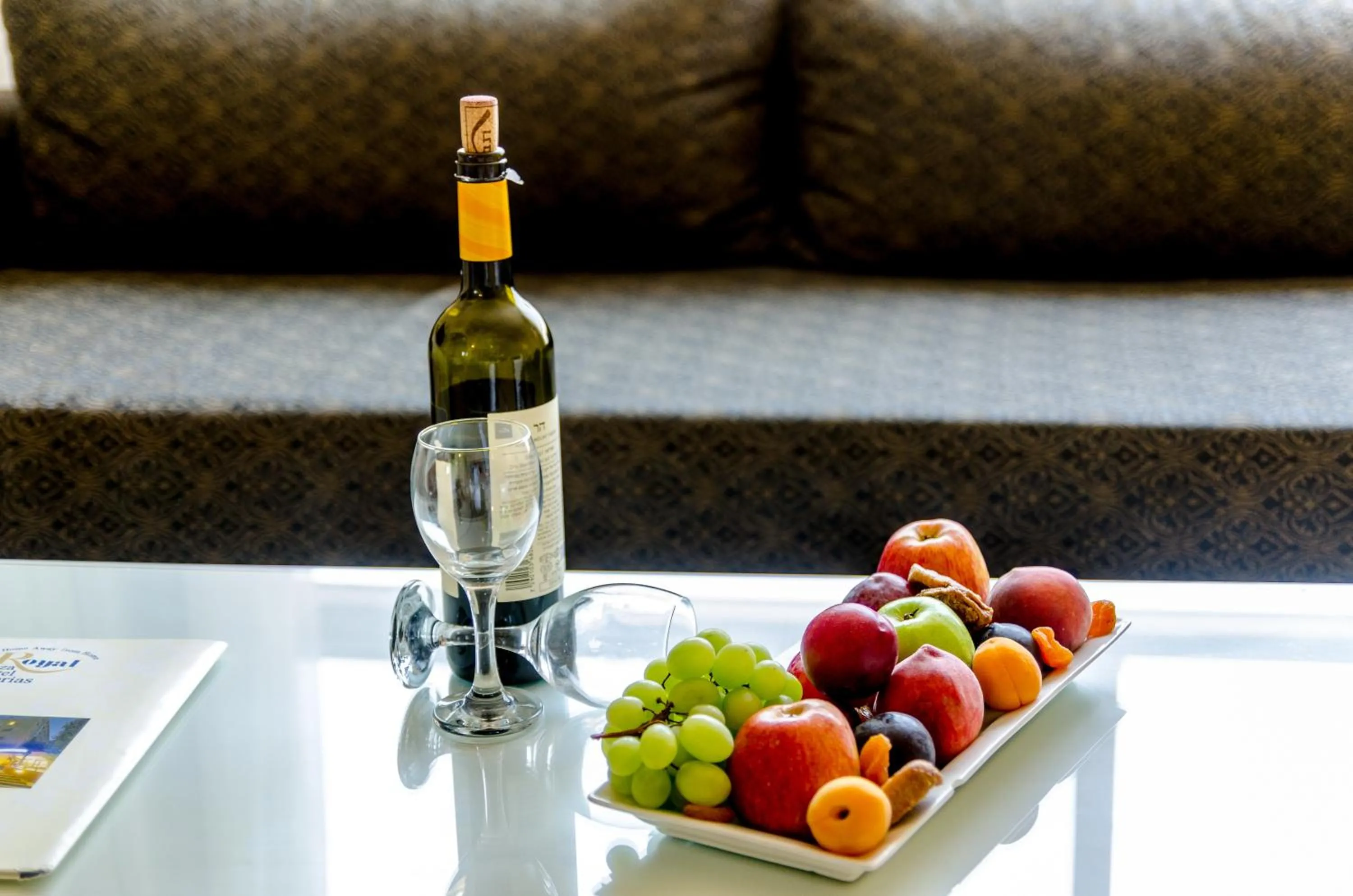 Food and drinks in Royal Plaza Hotel