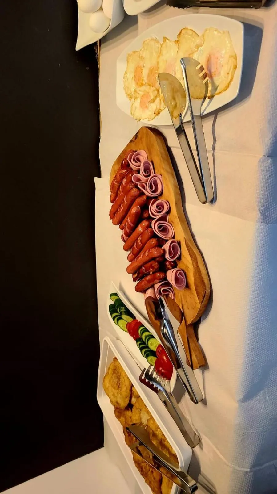 Breakfast in Hotel Alysa Korce