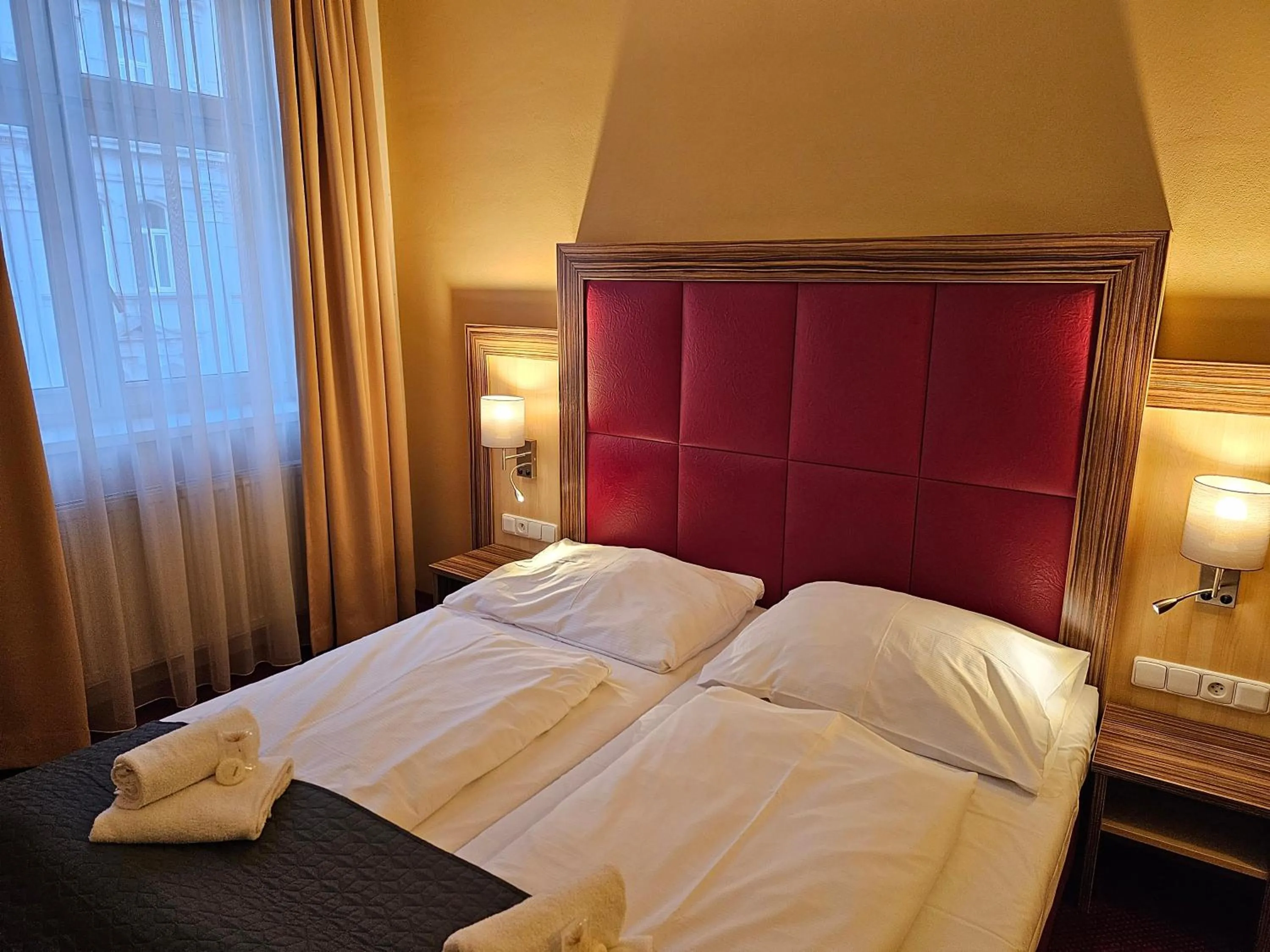 Bed in Hotel U Divadla