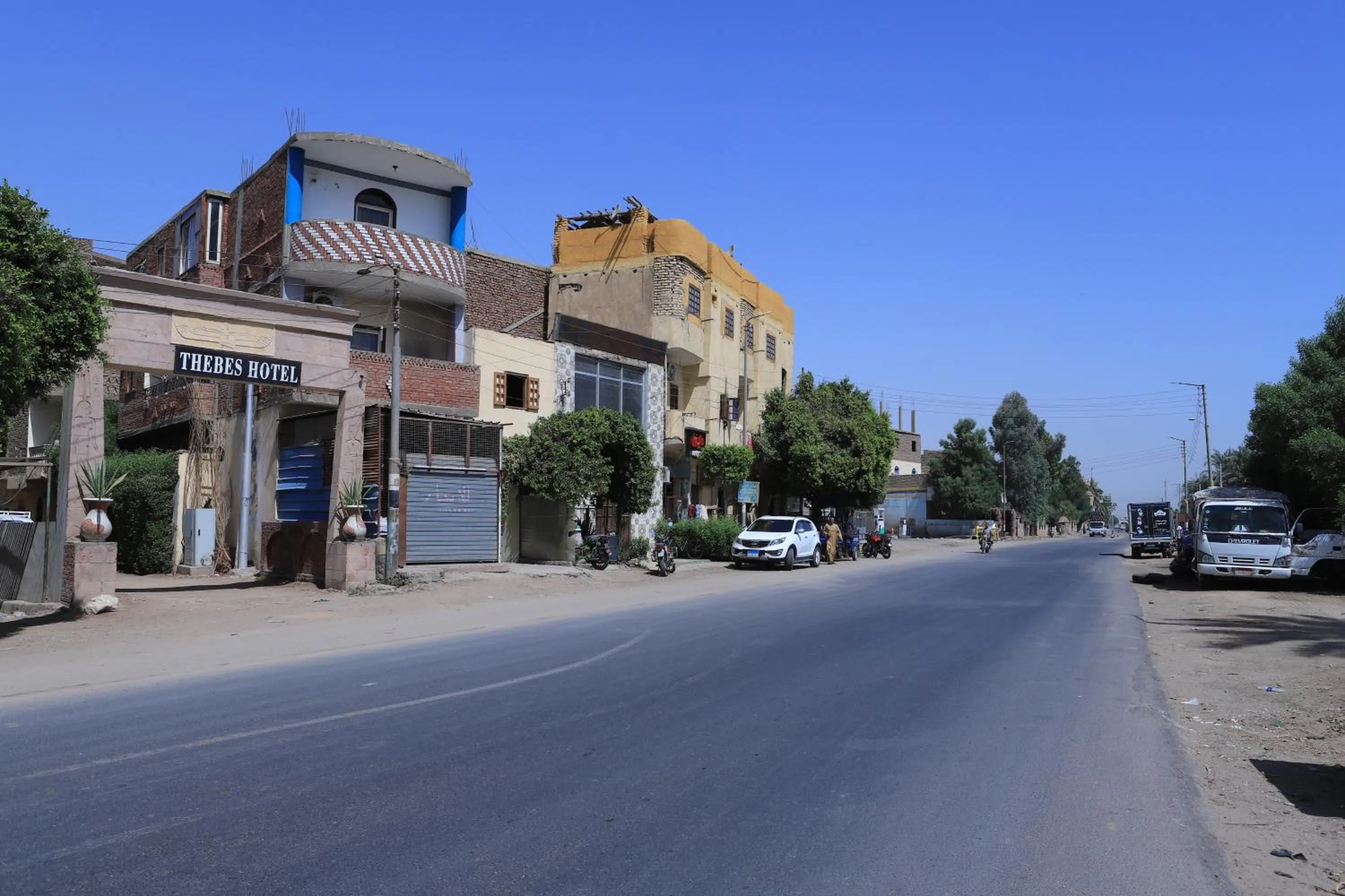 Facade/entrance in Thebes Hotel