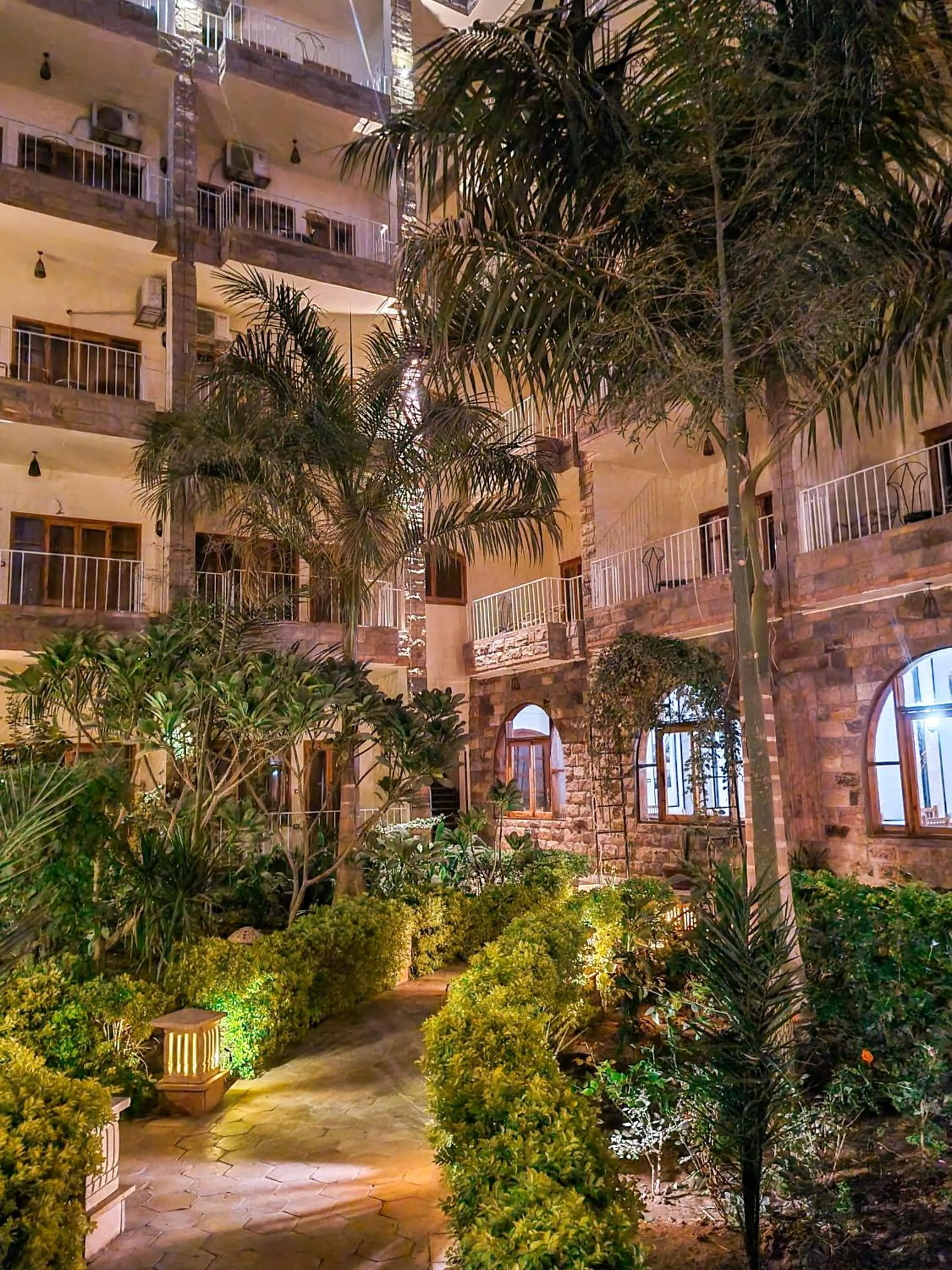 Garden in Thebes Hotel