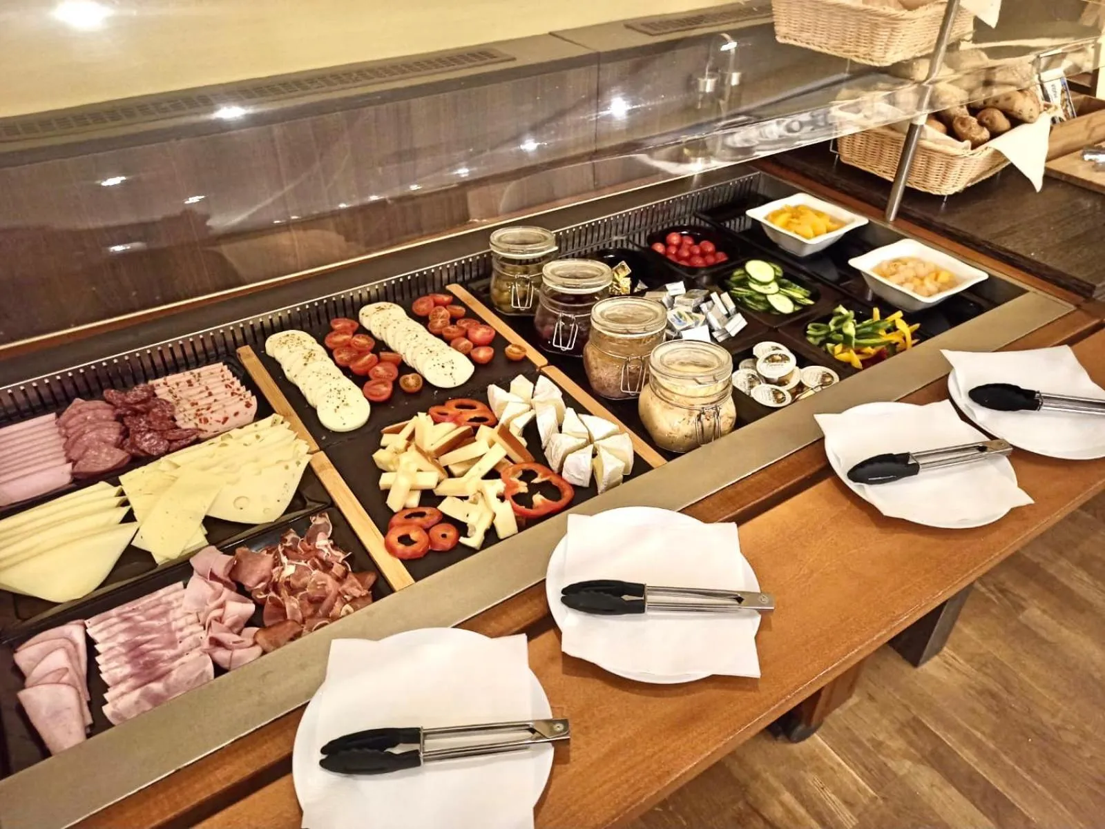 Food in Hotel Marc Aurel