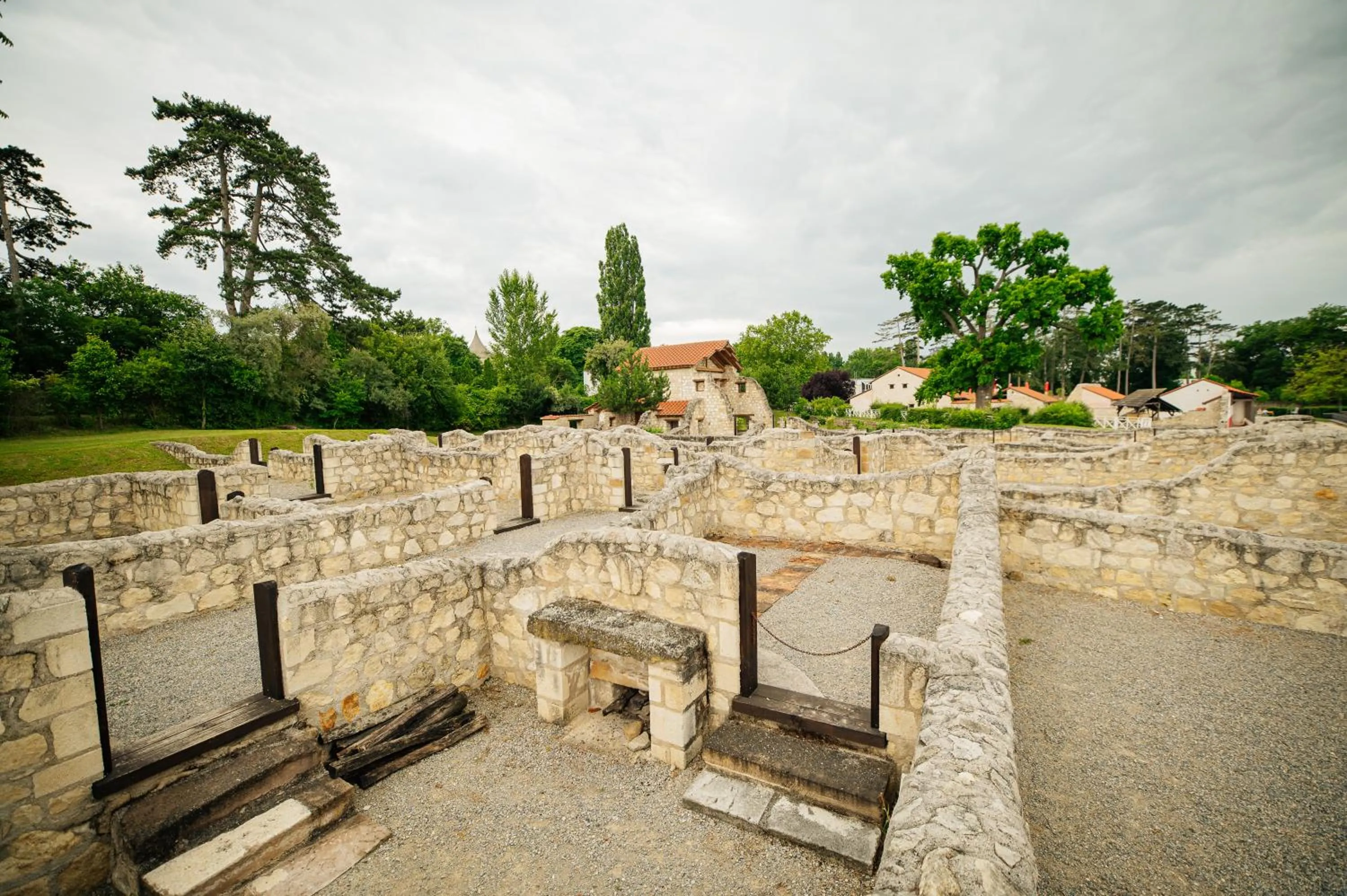 Nearby landmark in Hotel Marc Aurel