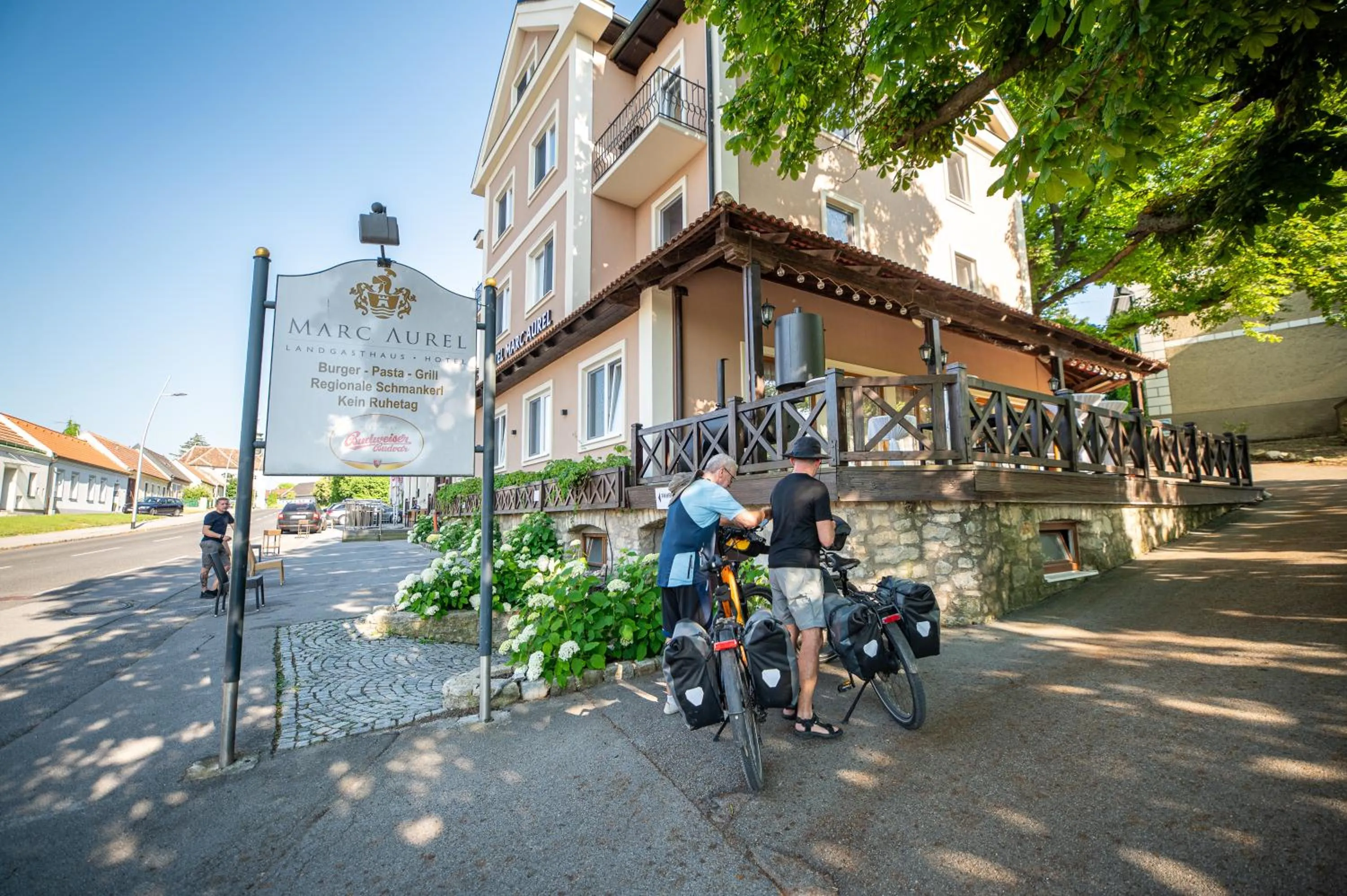 Property building in Hotel Marc Aurel