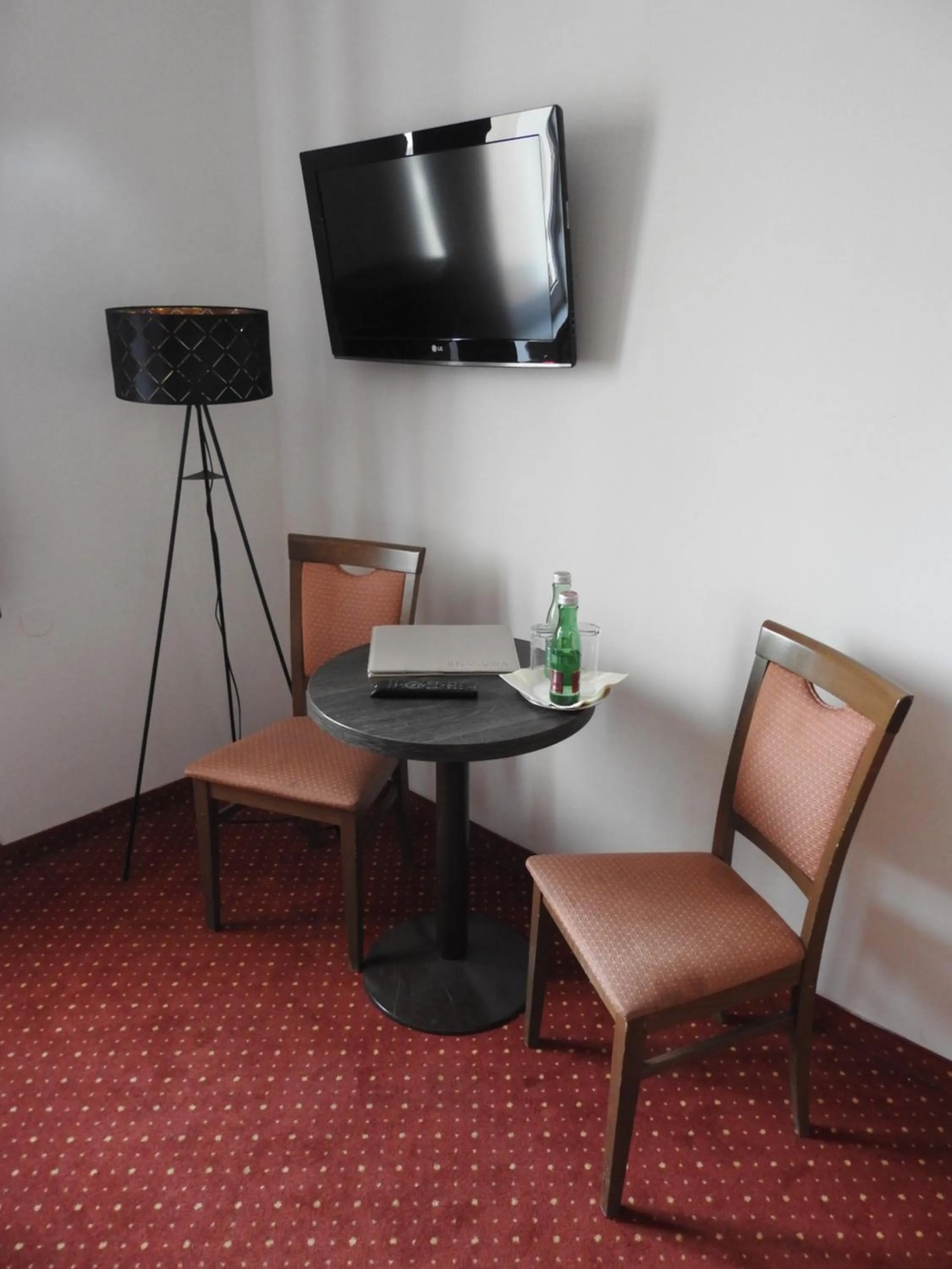TV and multimedia in Hotel Marc Aurel