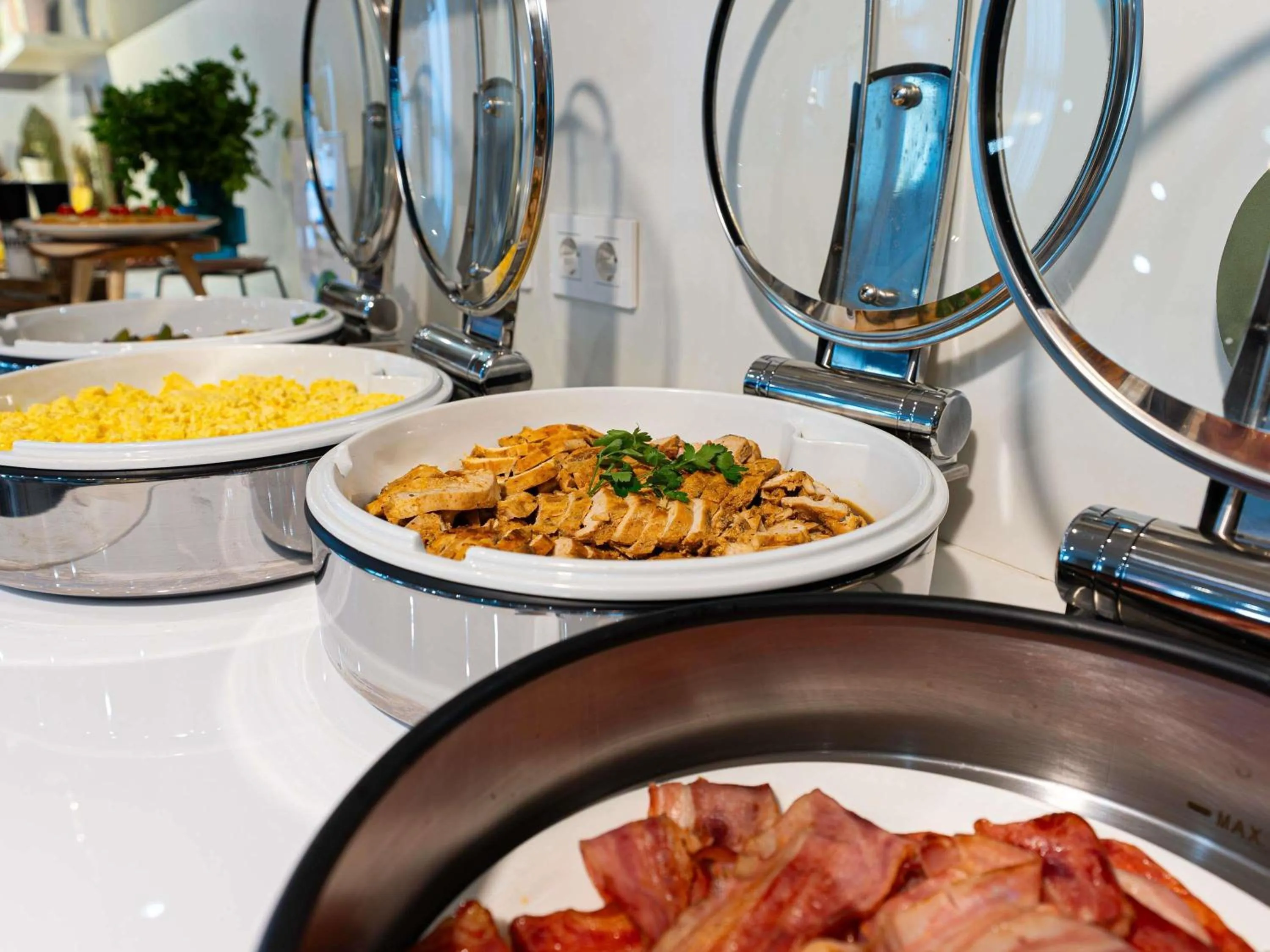 Breakfast in Novotel Suites Malaga Centro