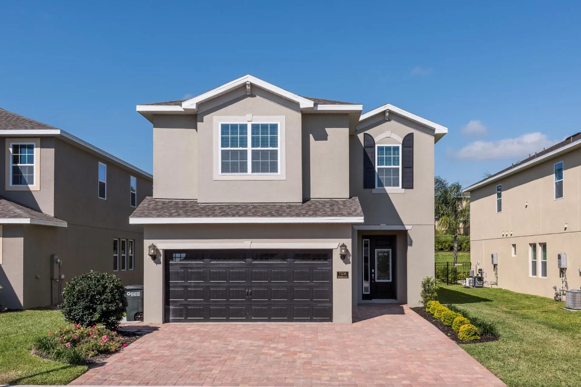 Facade/entrance in New House, Ecolab Sanitzed, Near Disney, Pool Fence