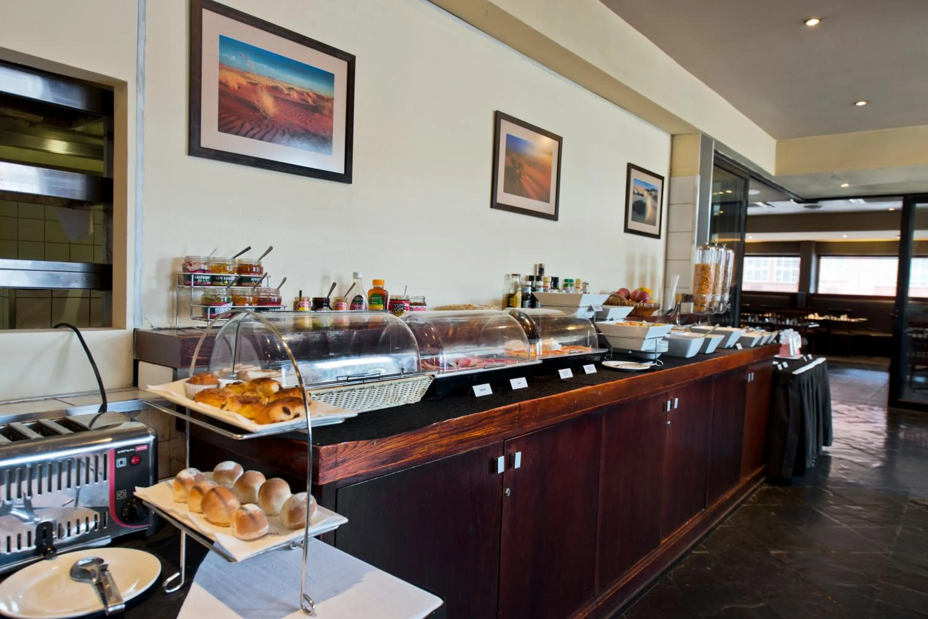 Buffet breakfast in Hotel Thuringerhof