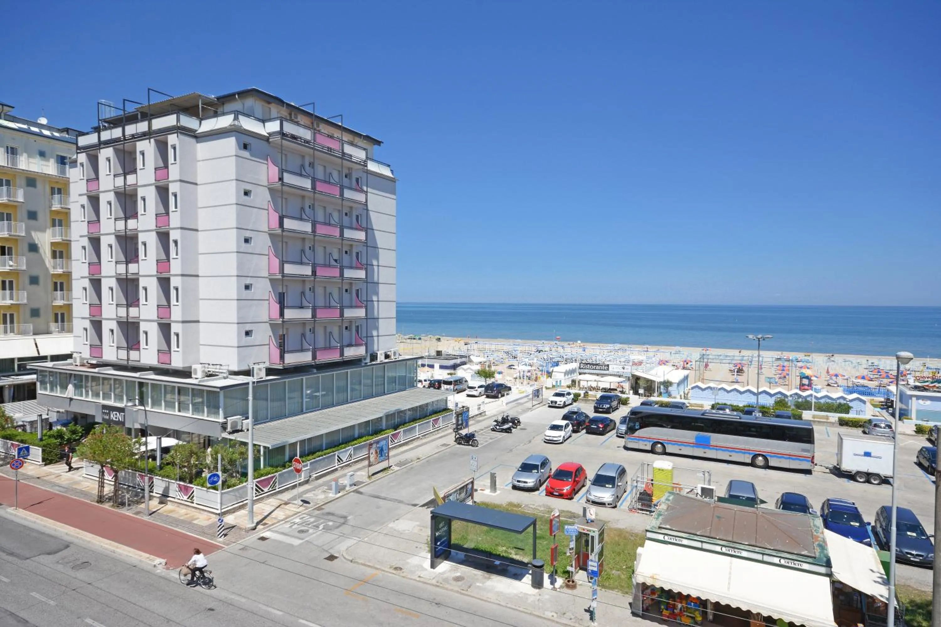 Facade/entrance in Hotel Kent