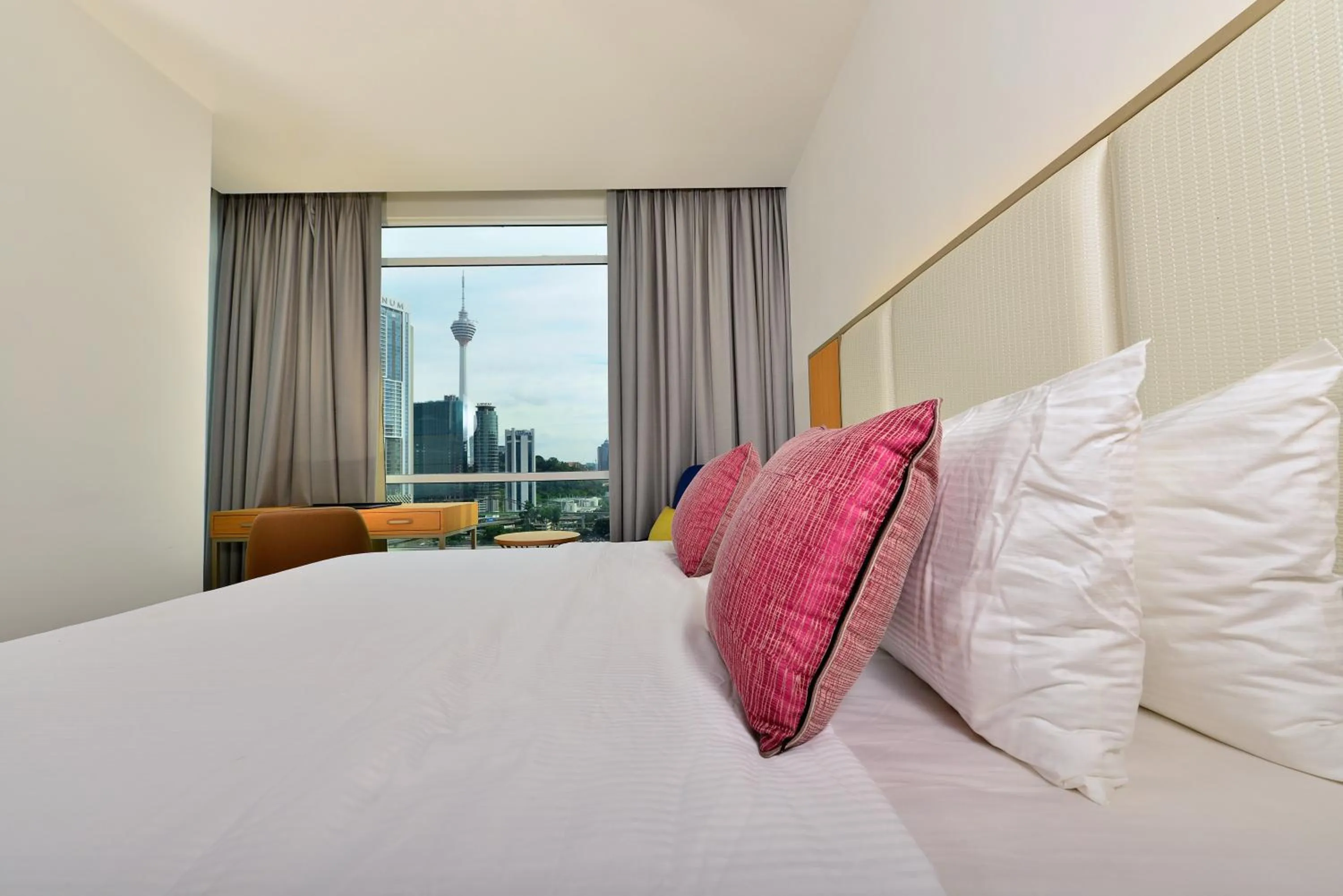 Bedroom, Bed in Tamu Hotel & Suites Kuala Lumpur