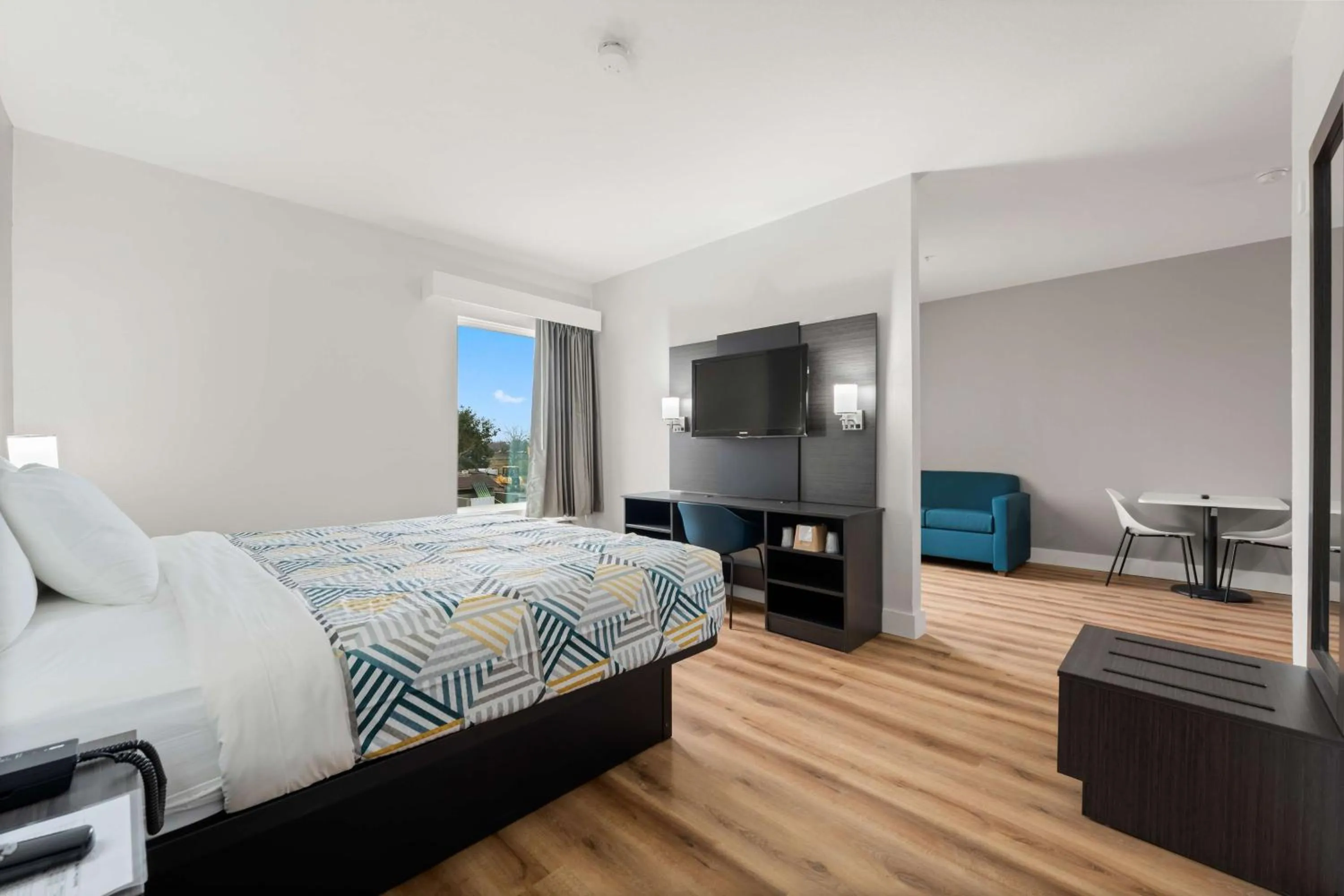 Bedroom, Bed in Motel 6-Rosenberg, TX