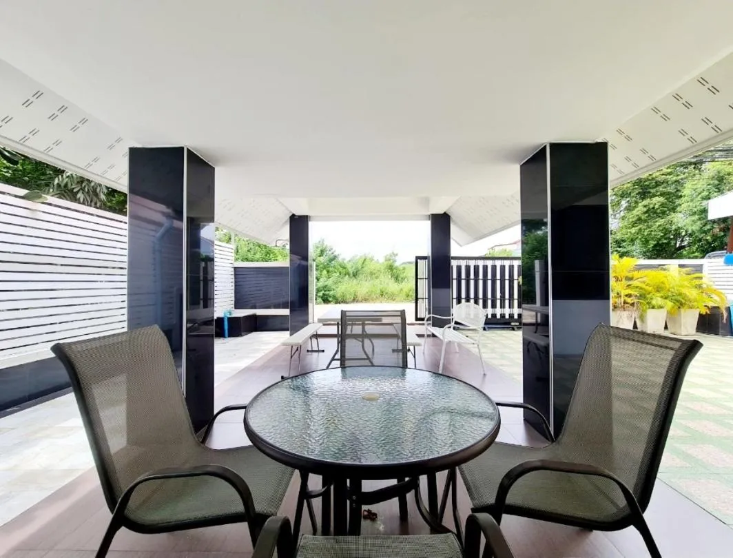 Baan Sasithorn Huahin