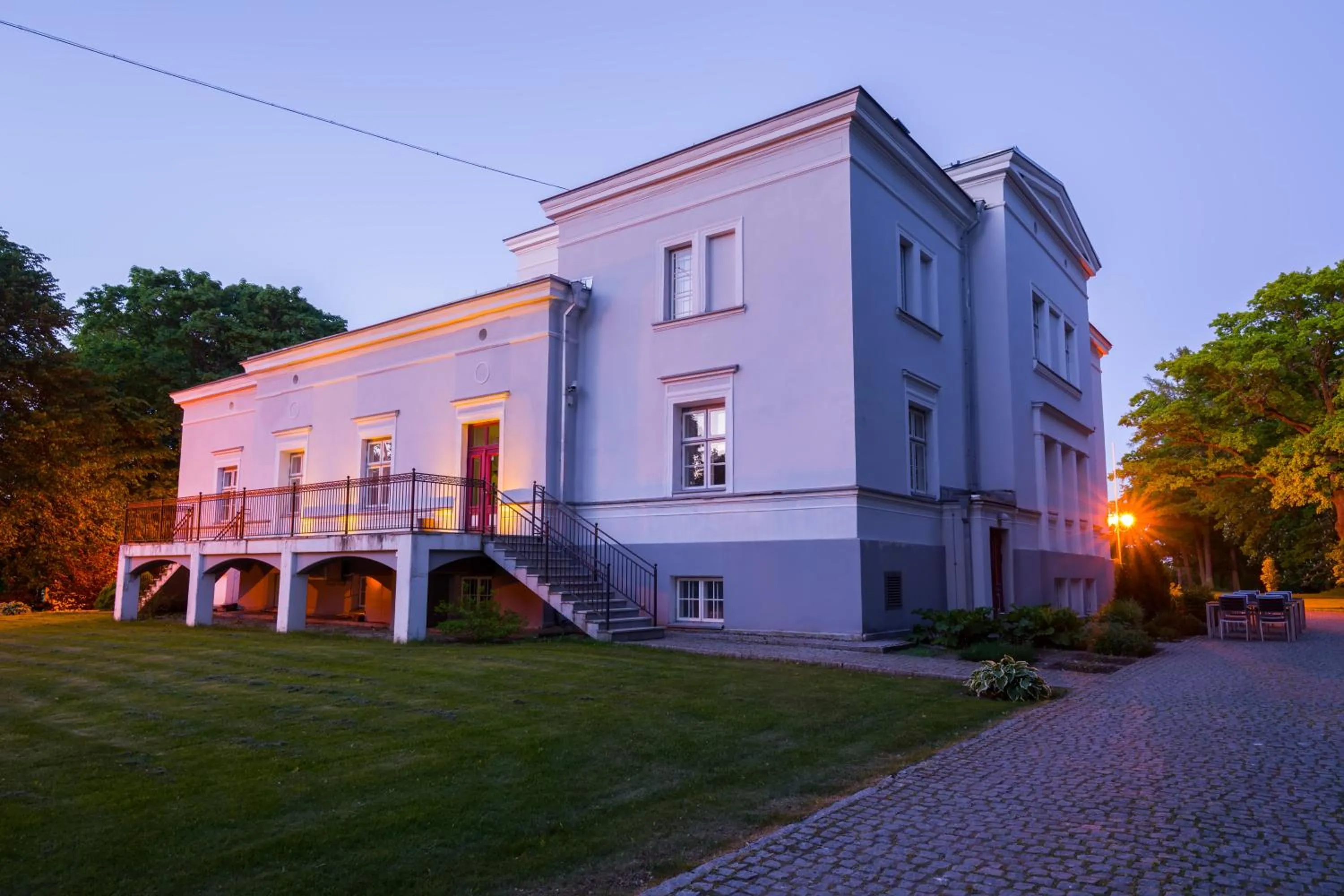 Property building in Saka Manor