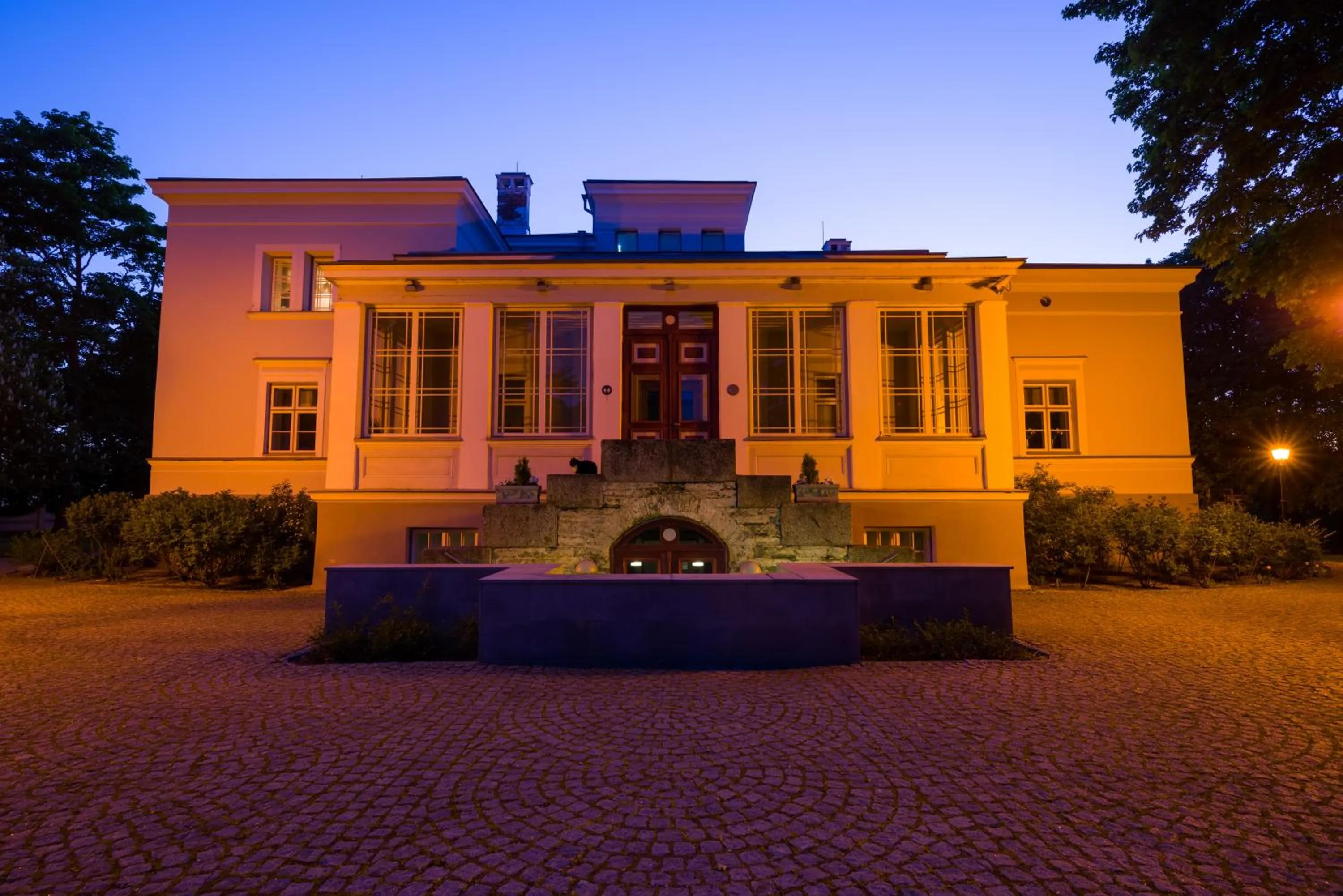 Property building in Saka Manor