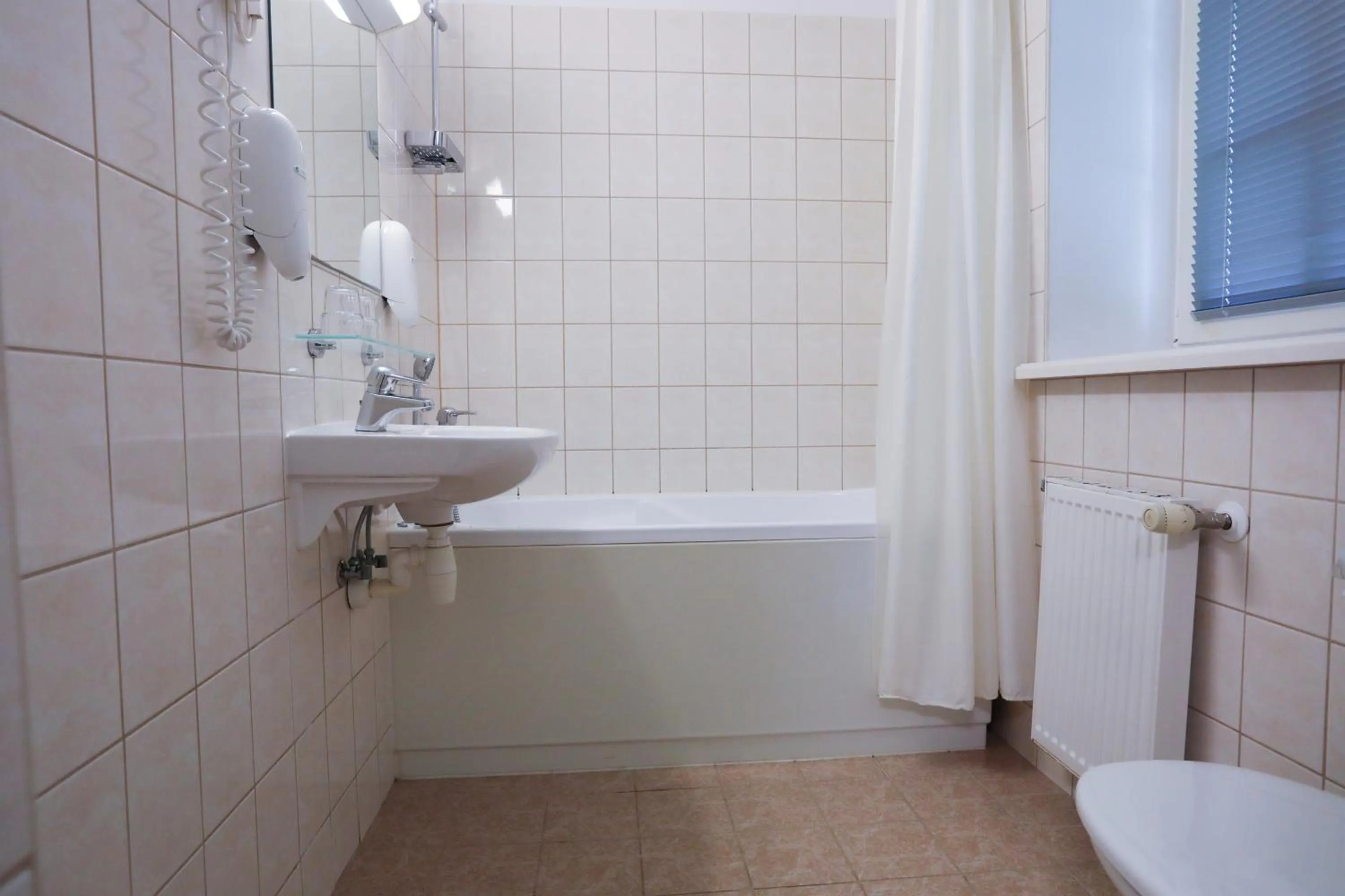 Bathroom in Saka Manor