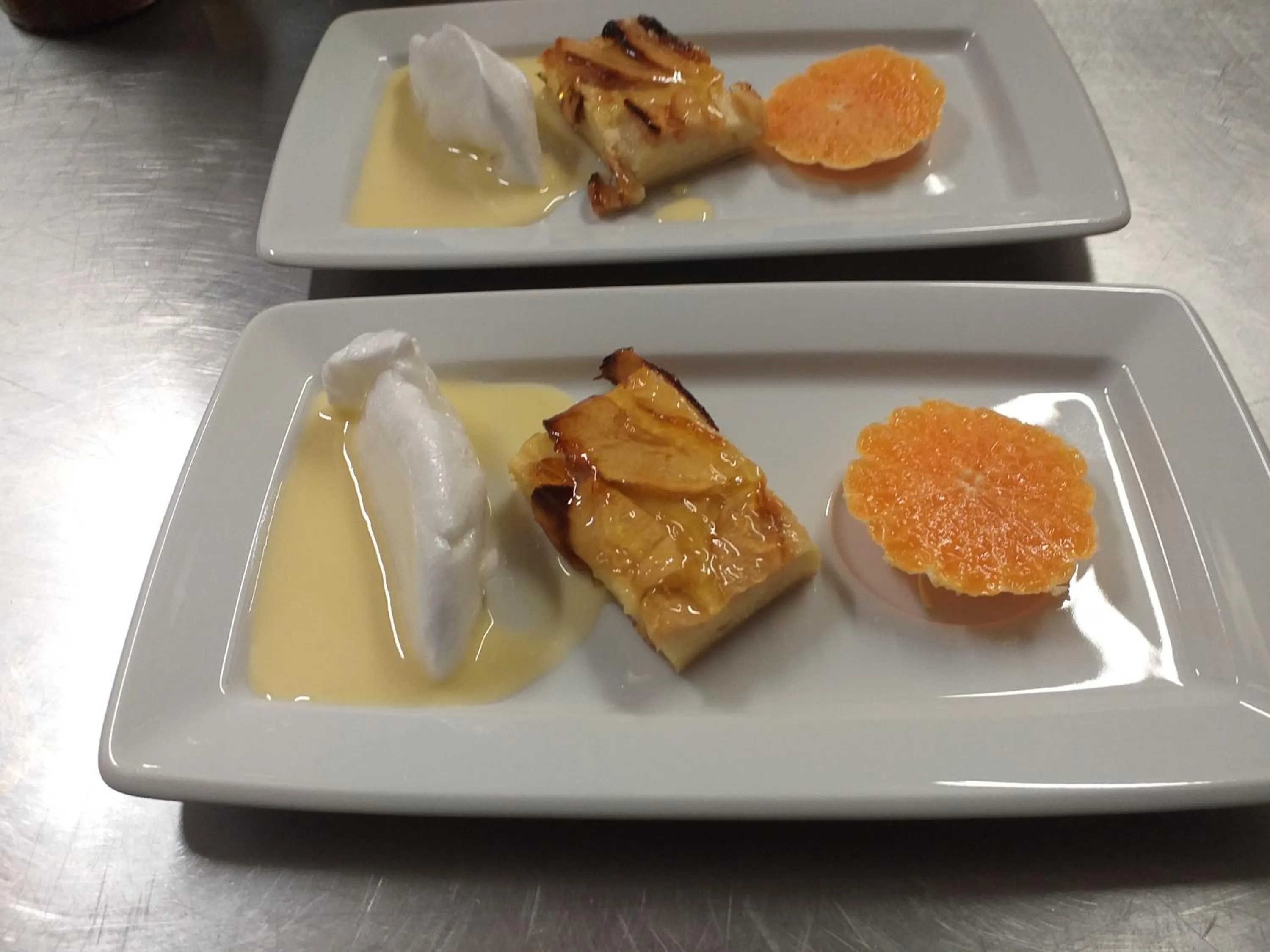 Food in Logis Hôtel Restaurant de la Dore