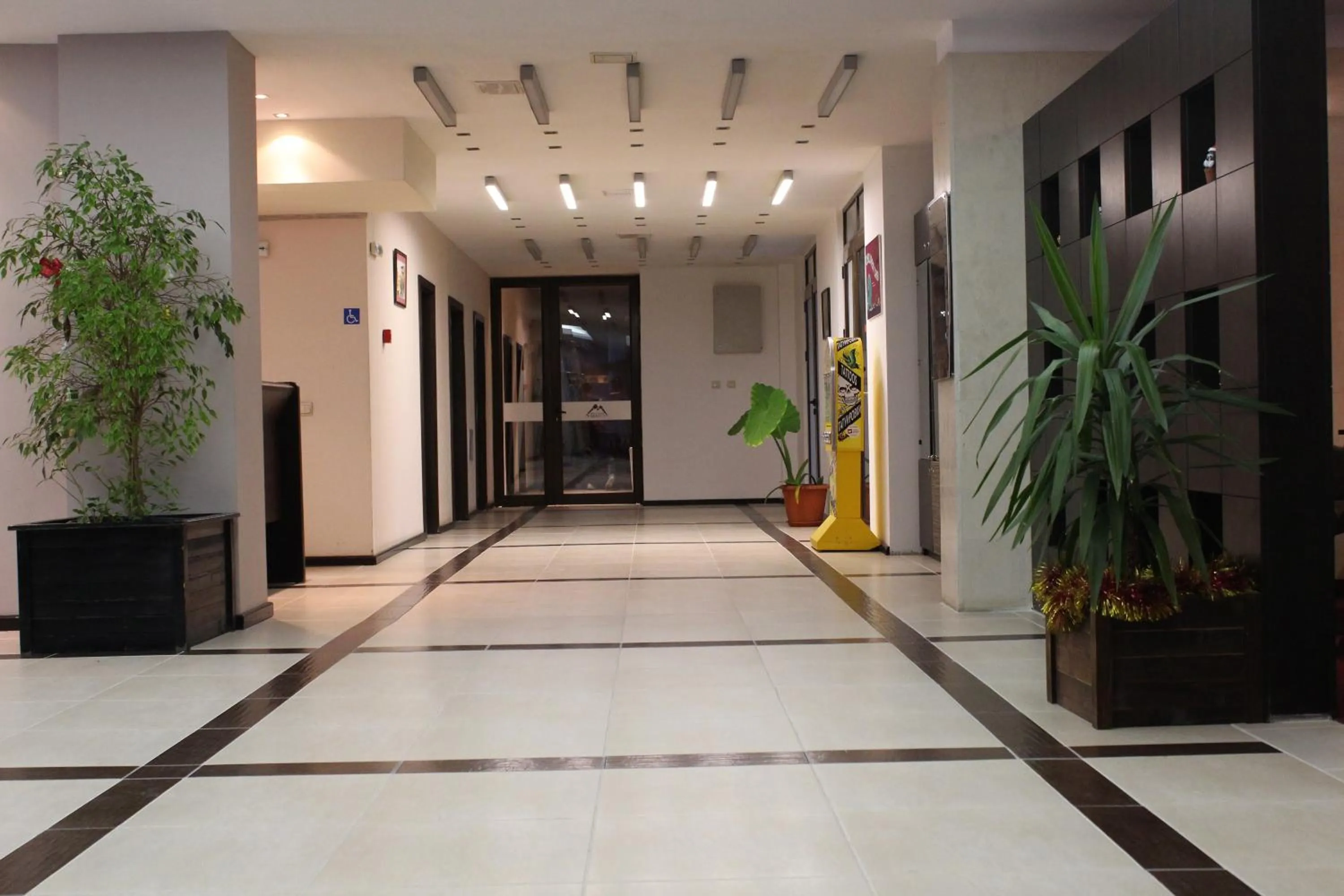 Lobby or reception in Mountain Paradise by the Walnut Trees - Free wellness