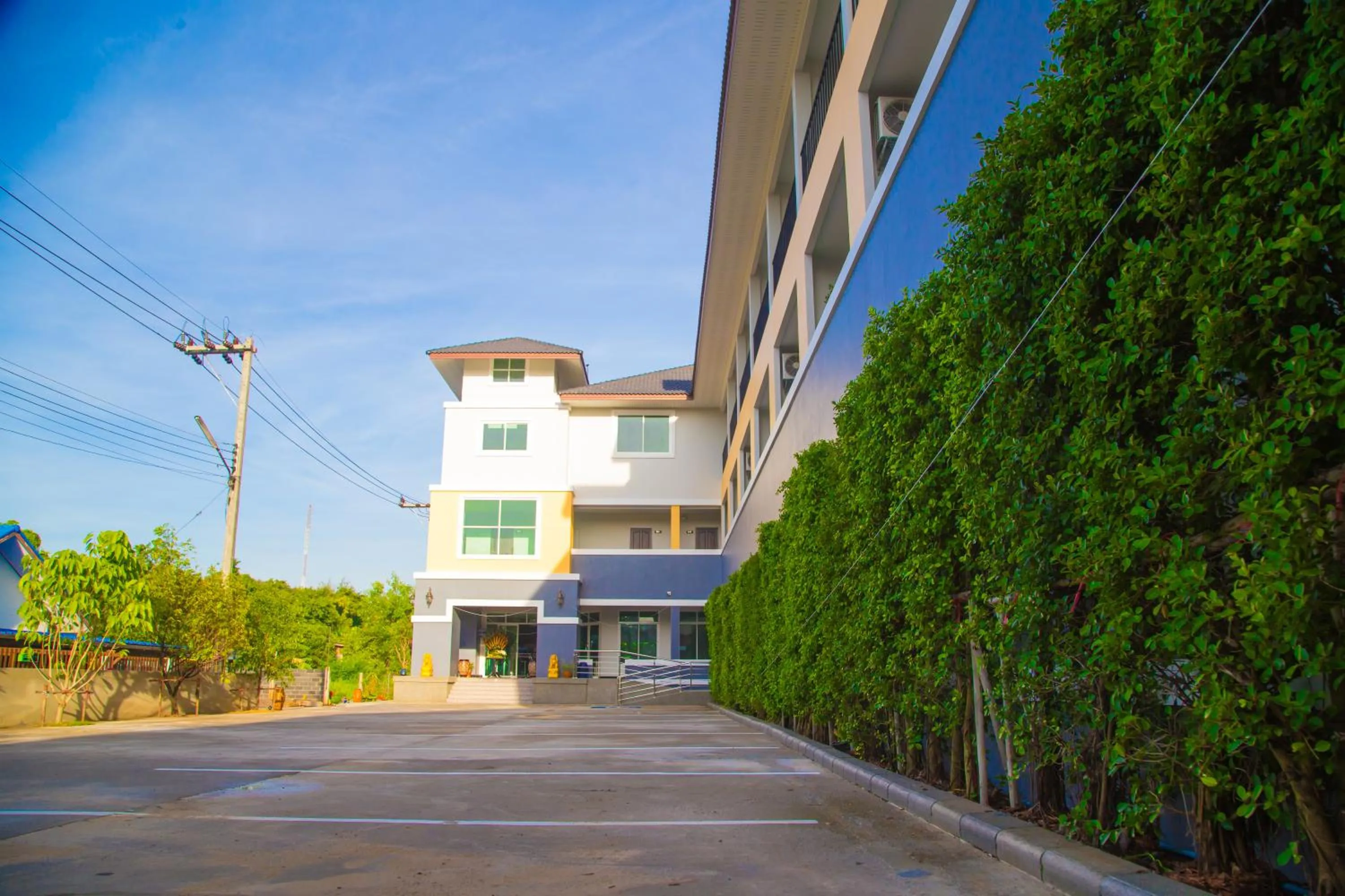 Day in Sirin Boutique