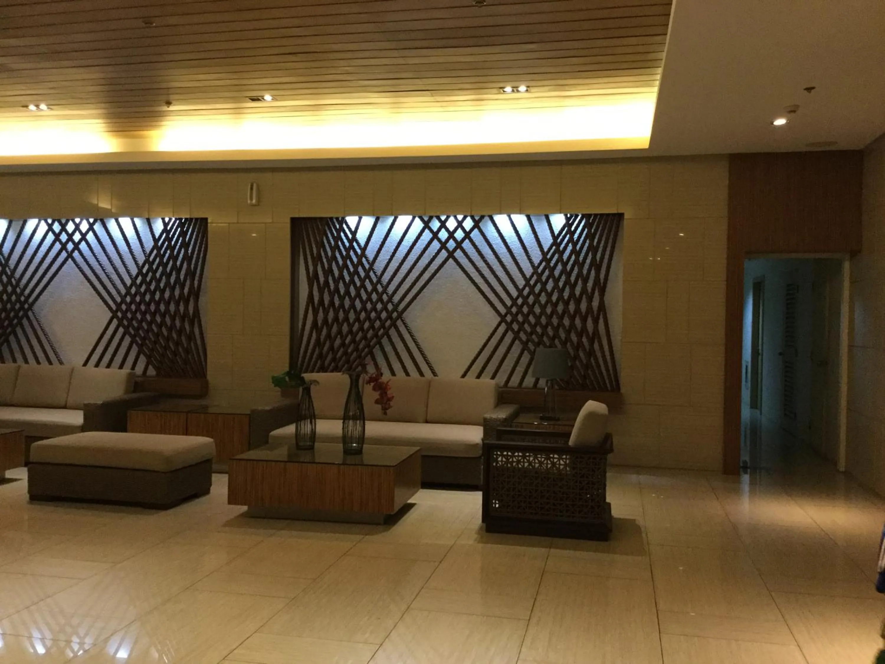 Breezy Tagaytay Condo