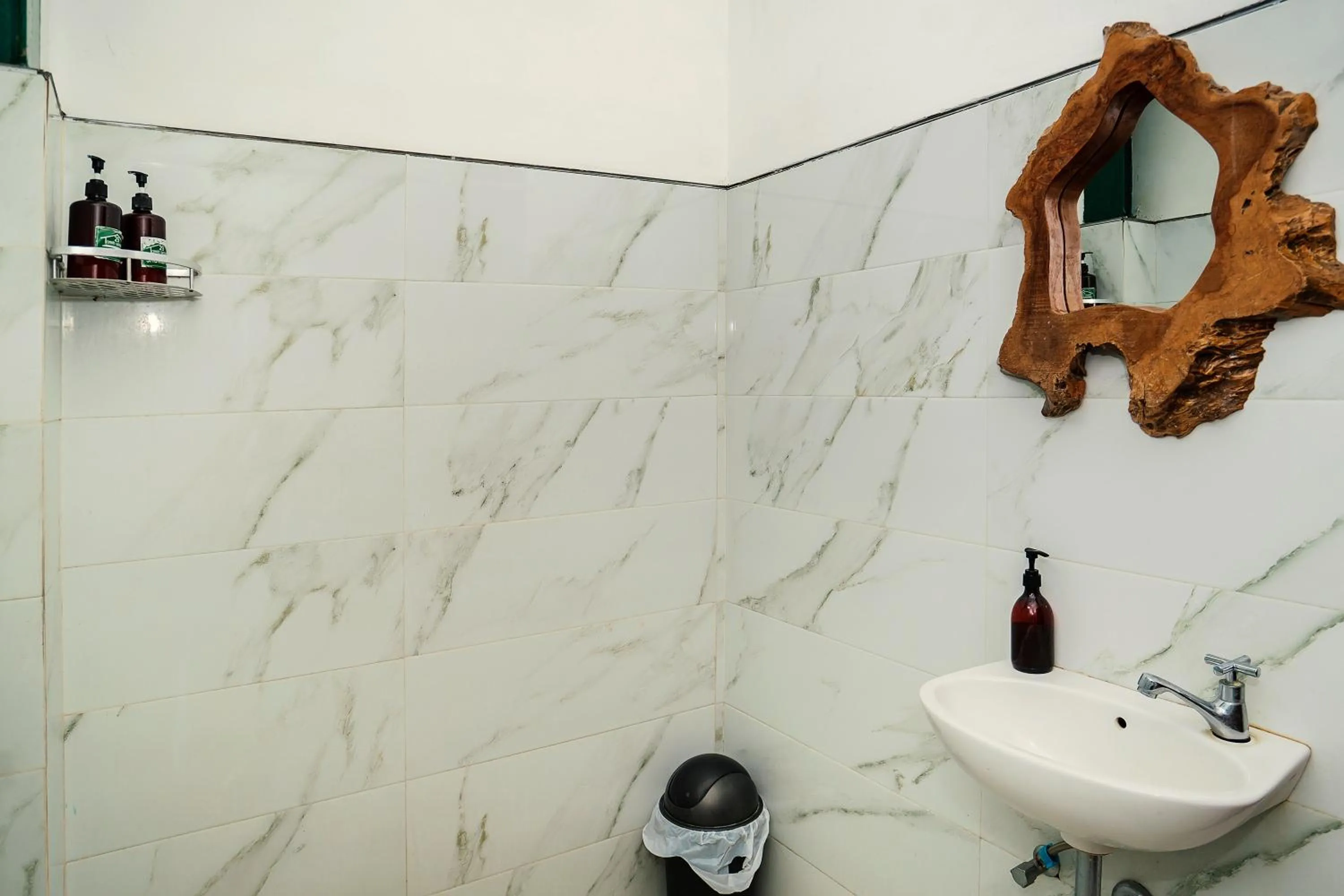 Bathroom in Omah Gerjen 29